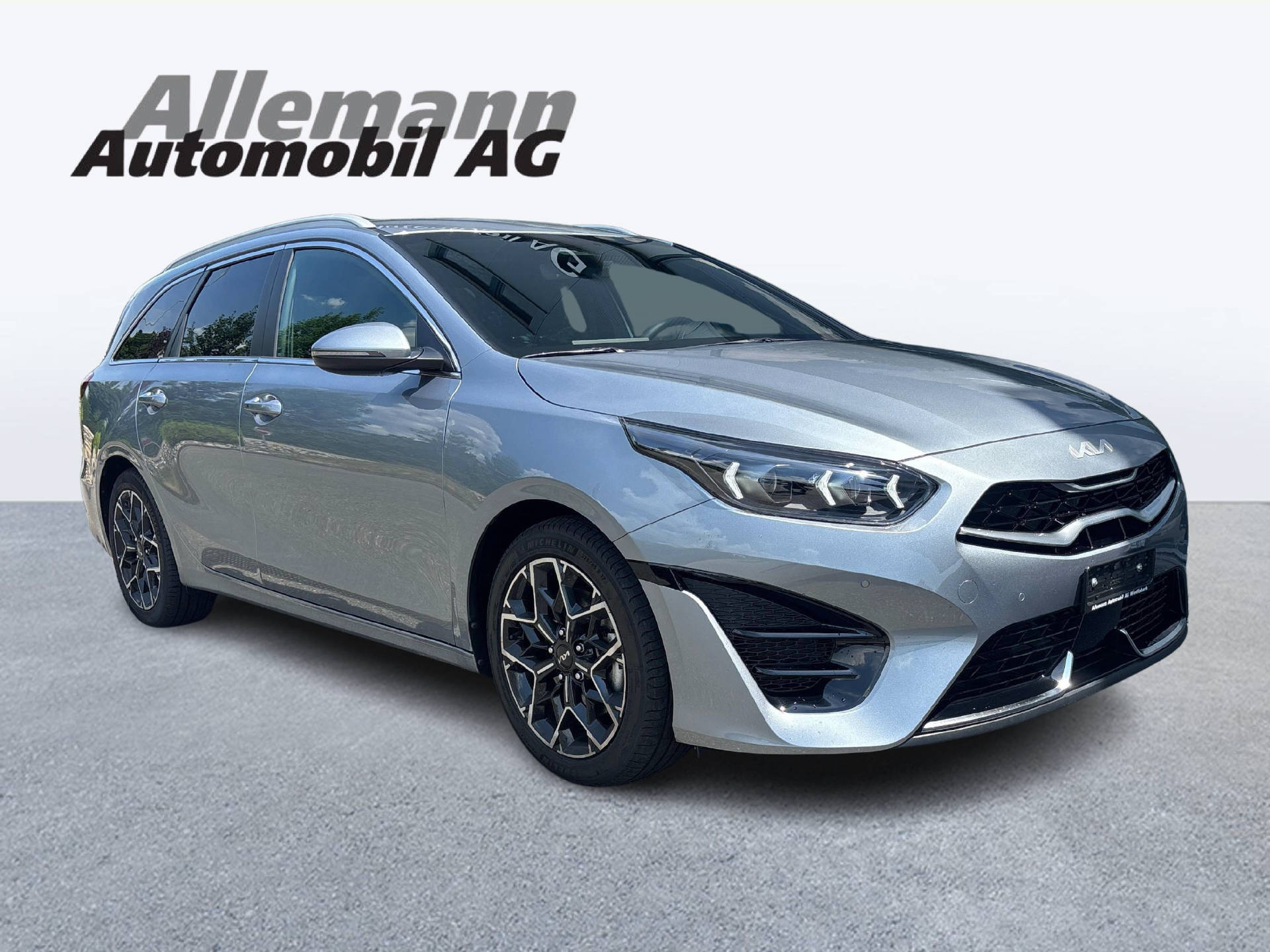 KIA Ceed SW 1.5 T-GDi GT-Line-image-7