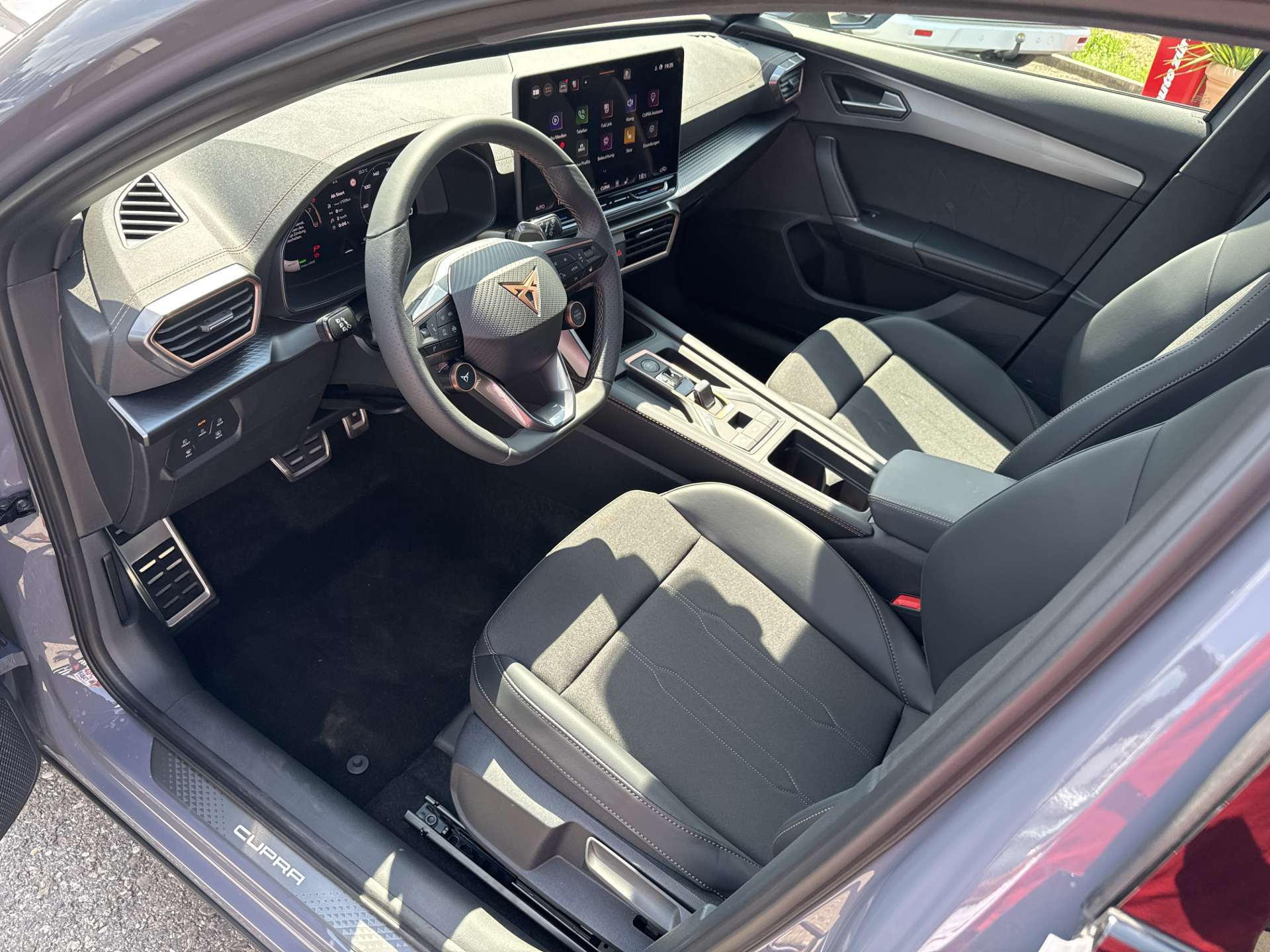 CUPRA Formentor 1.5 TSi DSG-Automat-image-5