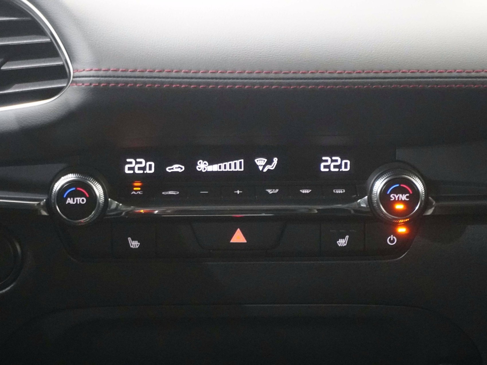 MAZDA 3 Hatchback 2.0 186 Homura-image-14