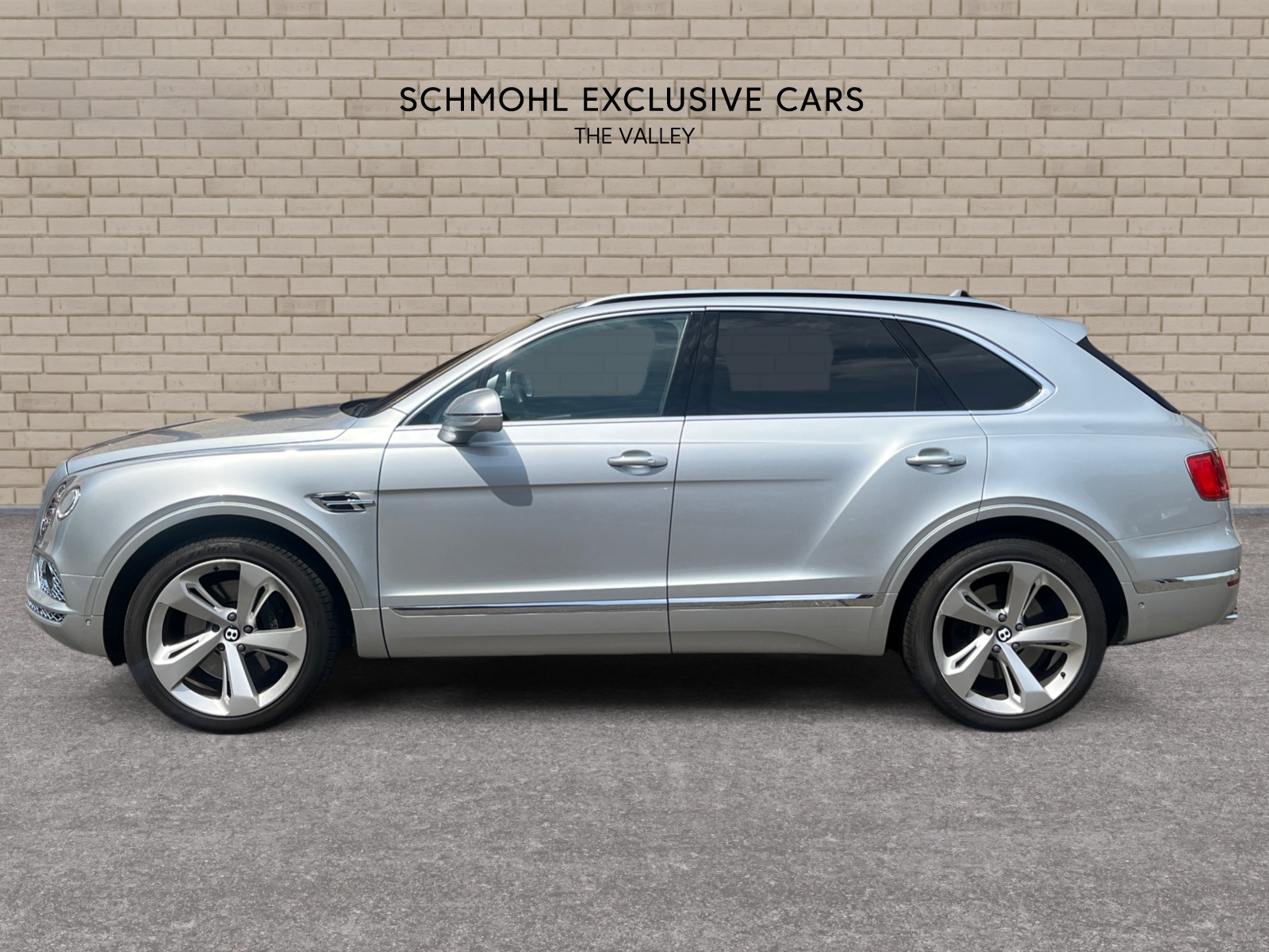 BENTLEY Bentayga V8 Diesel *Mulliner Spec*-image-0