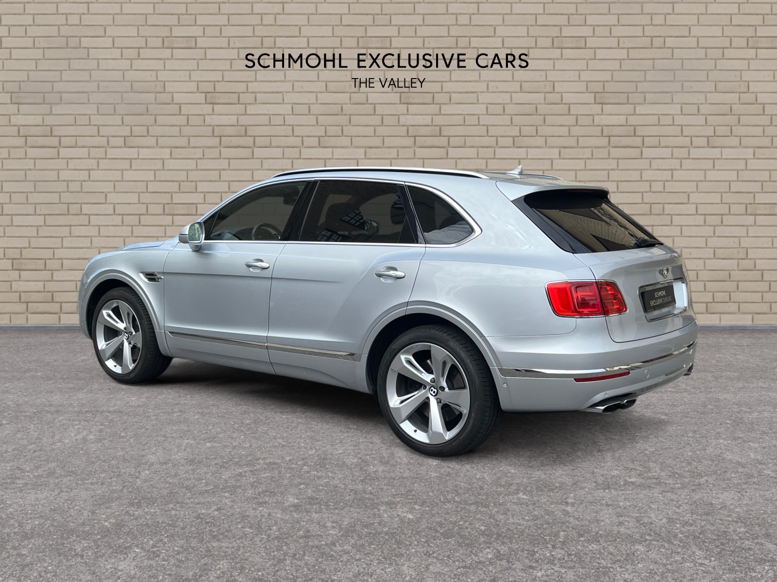 BENTLEY Bentayga V8 Diesel *Mulliner Spec*-image-3