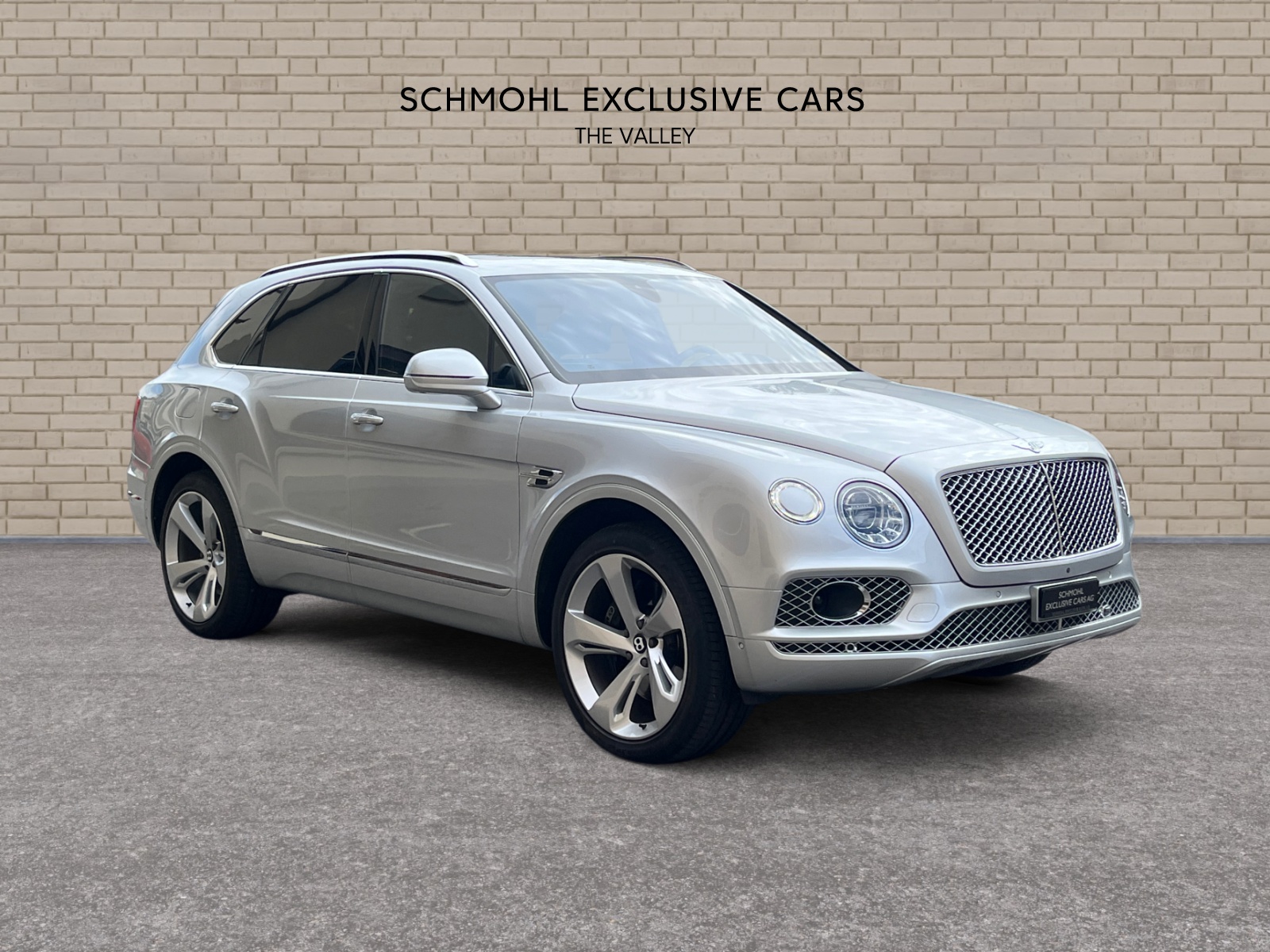 BENTLEY Bentayga V8 Diesel *Mulliner Spec*-image-1