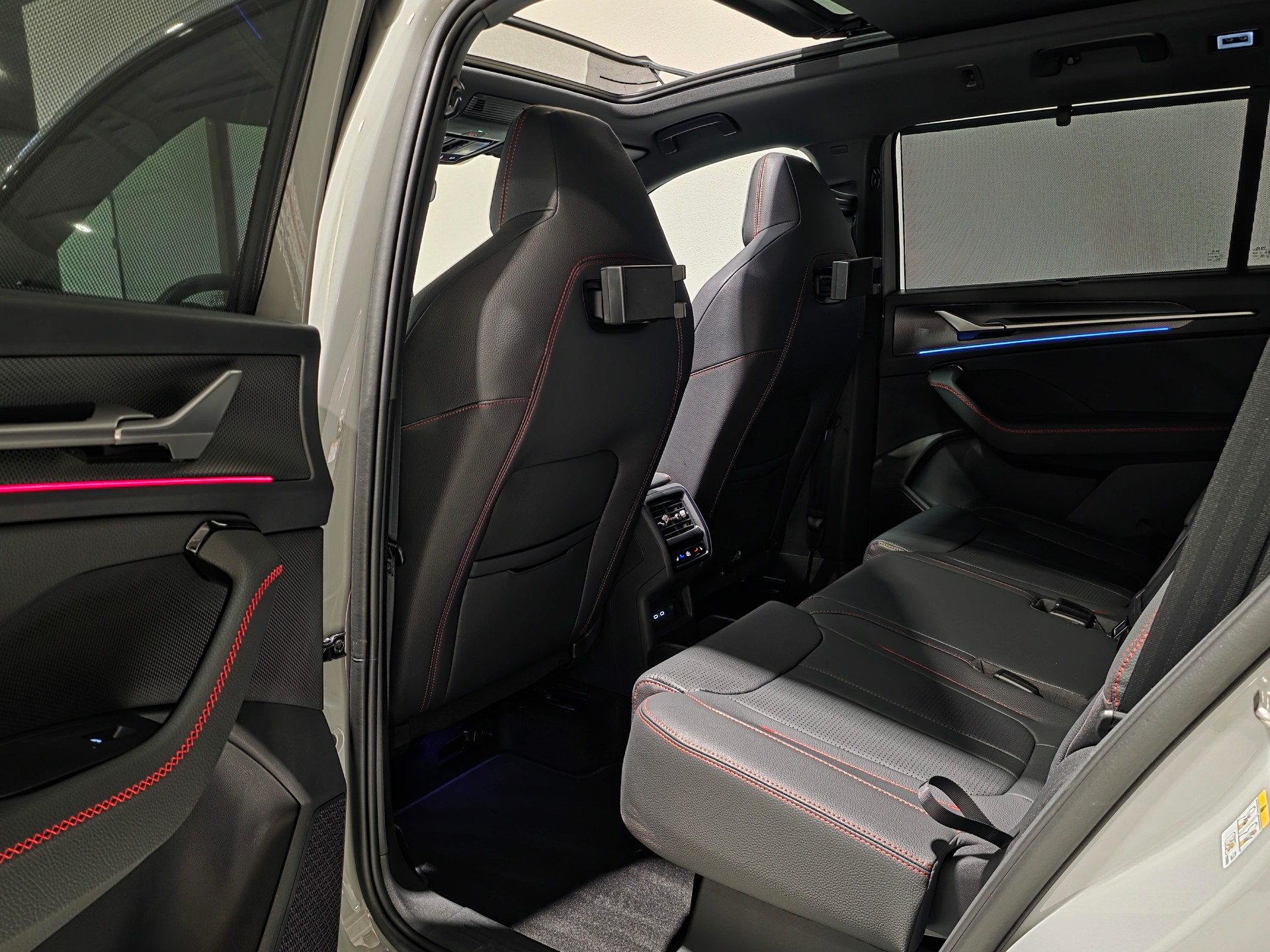 SKODA Kodiaq 2.0 TSI RS 4x4 7-Plätzer-image-17