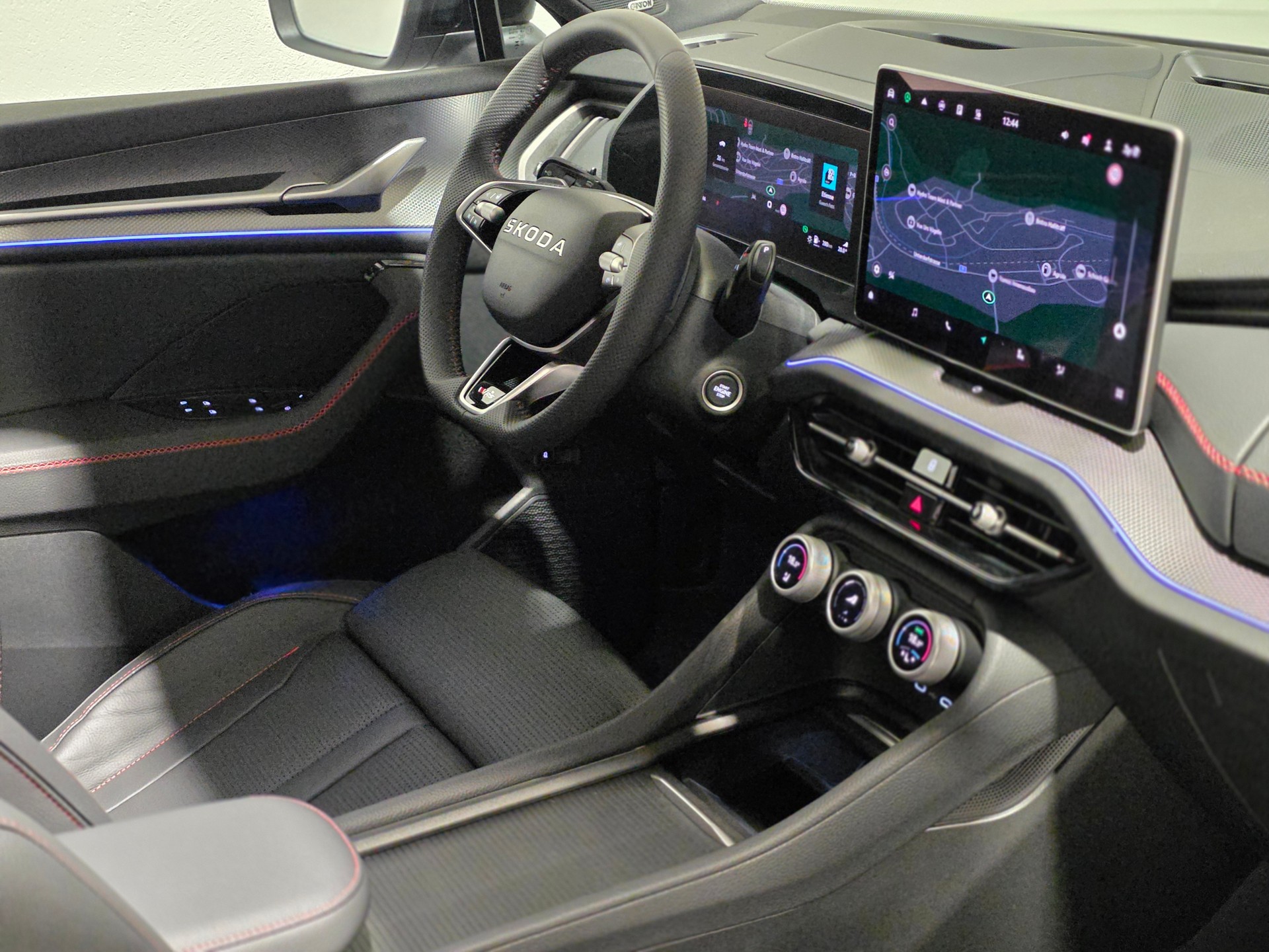 SKODA Kodiaq 2.0 TSI RS 4x4 7-Plätzer-image-22