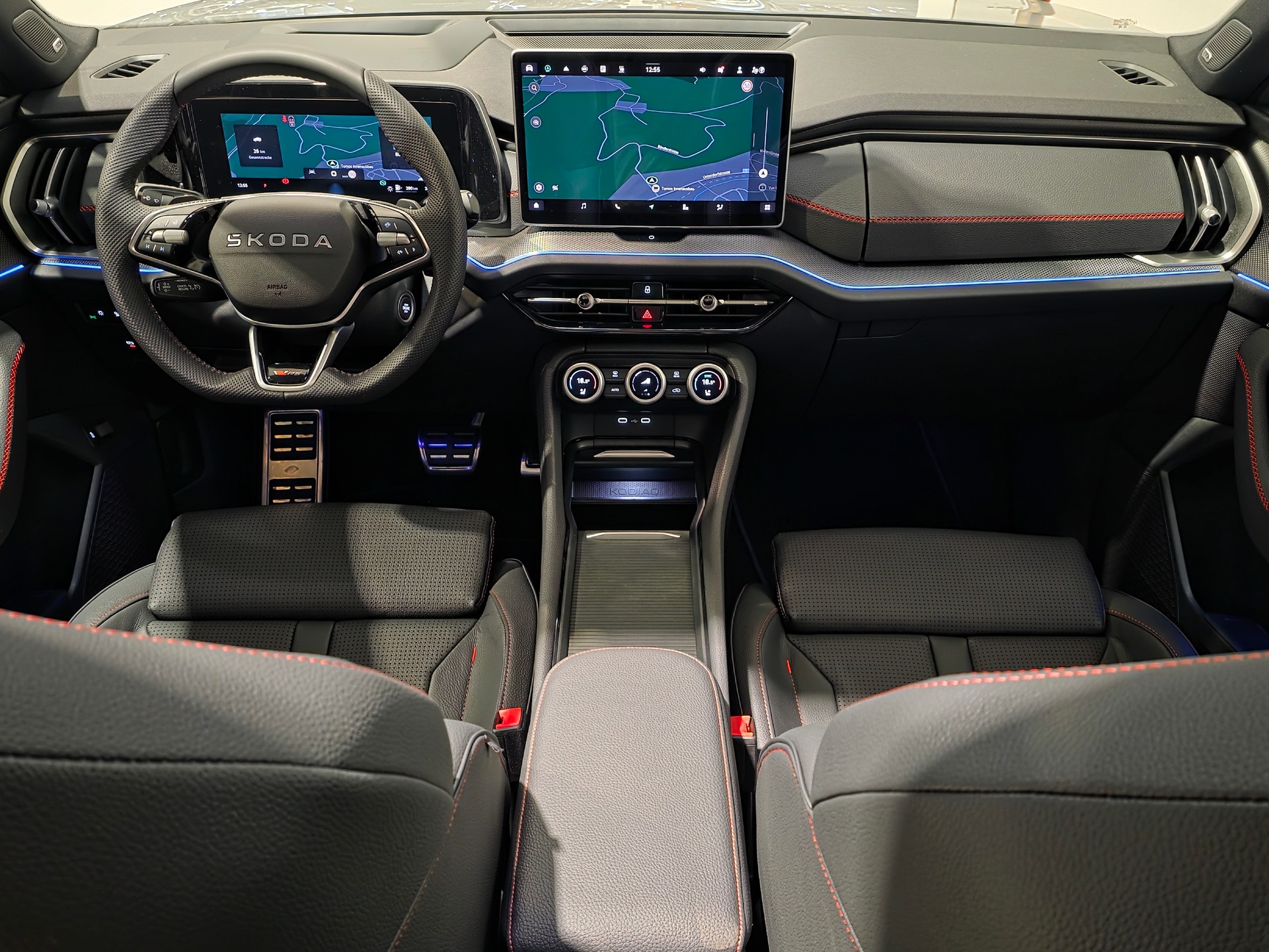 SKODA Kodiaq 2.0 TSI RS 4x4 7-Plätzer-image-4