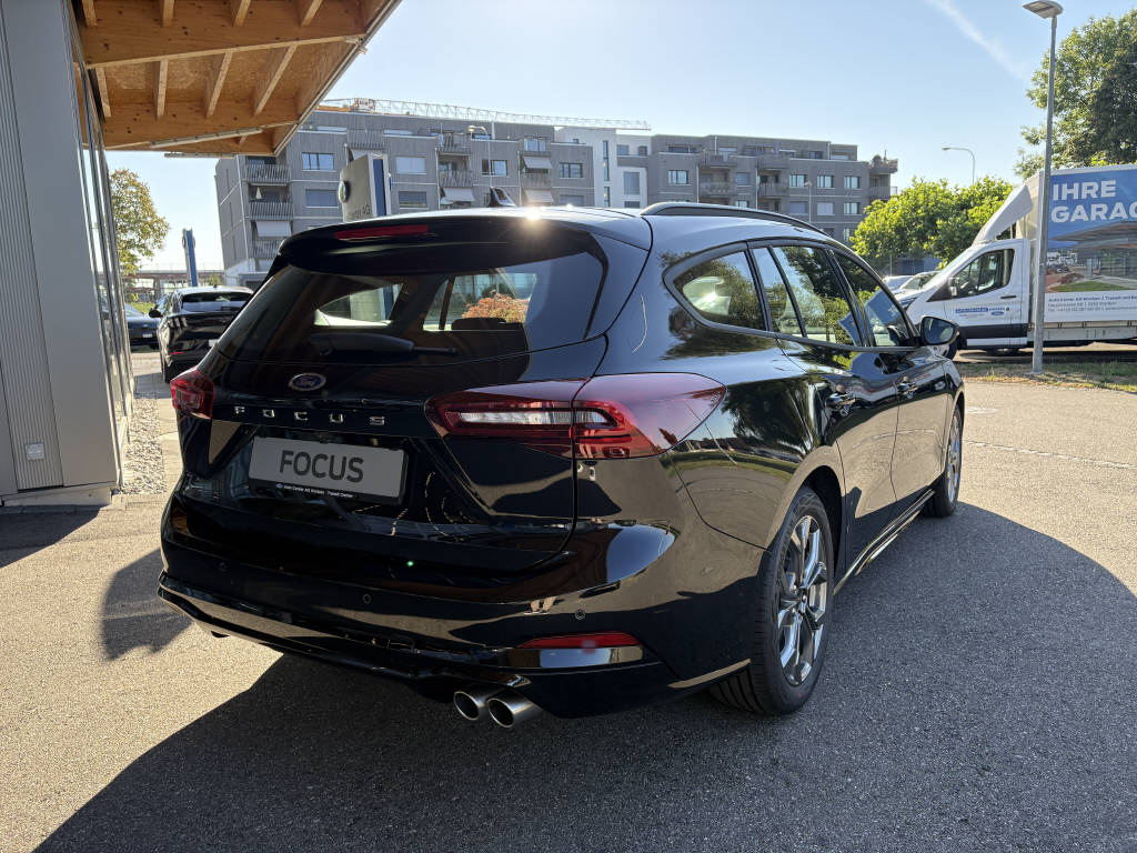 FORD Focus Kombi 1.0i EcoB 155 ST-Line-image-5