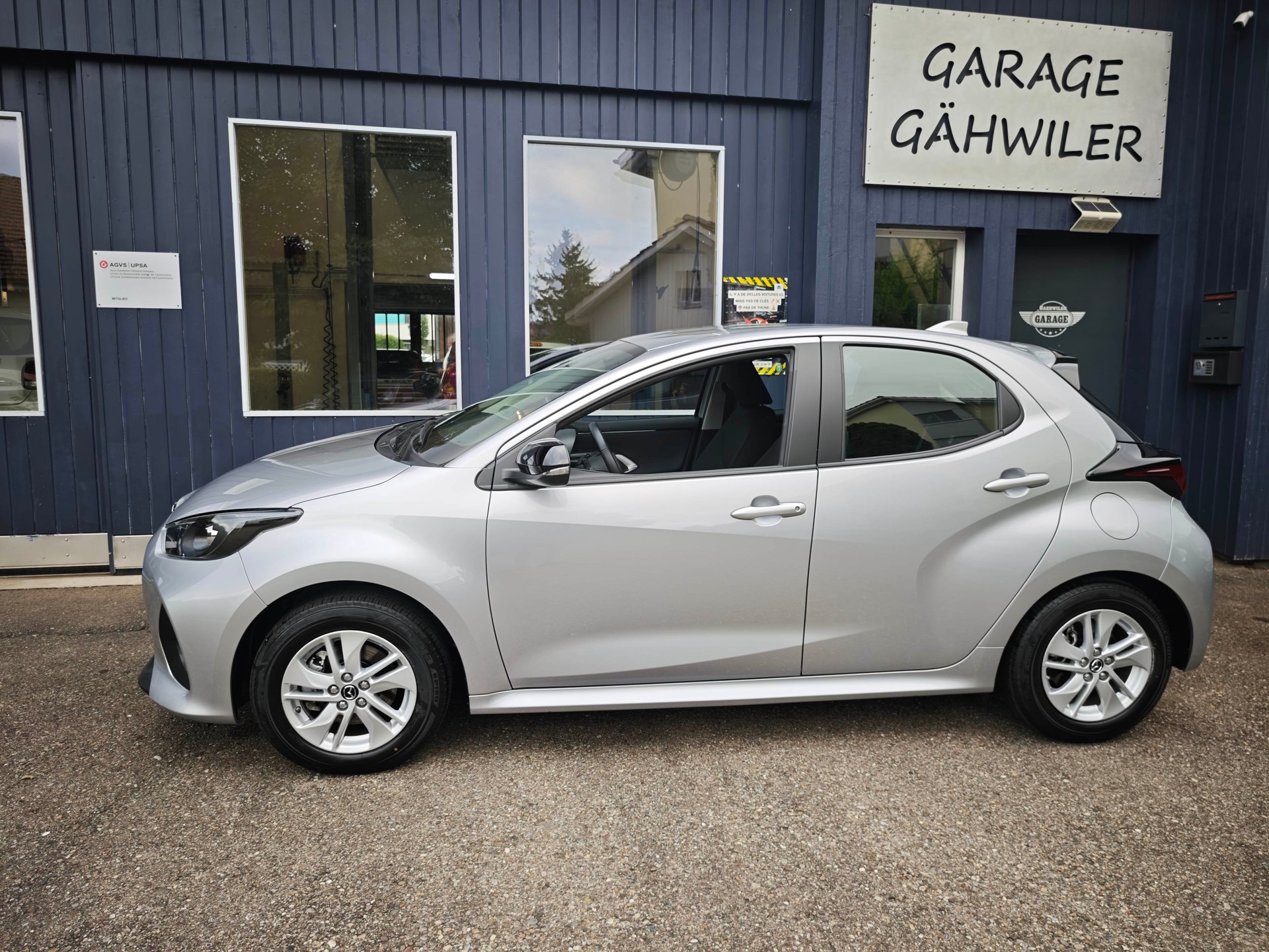 MAZDA 1.5 Hybrid Center -LIne-image-1