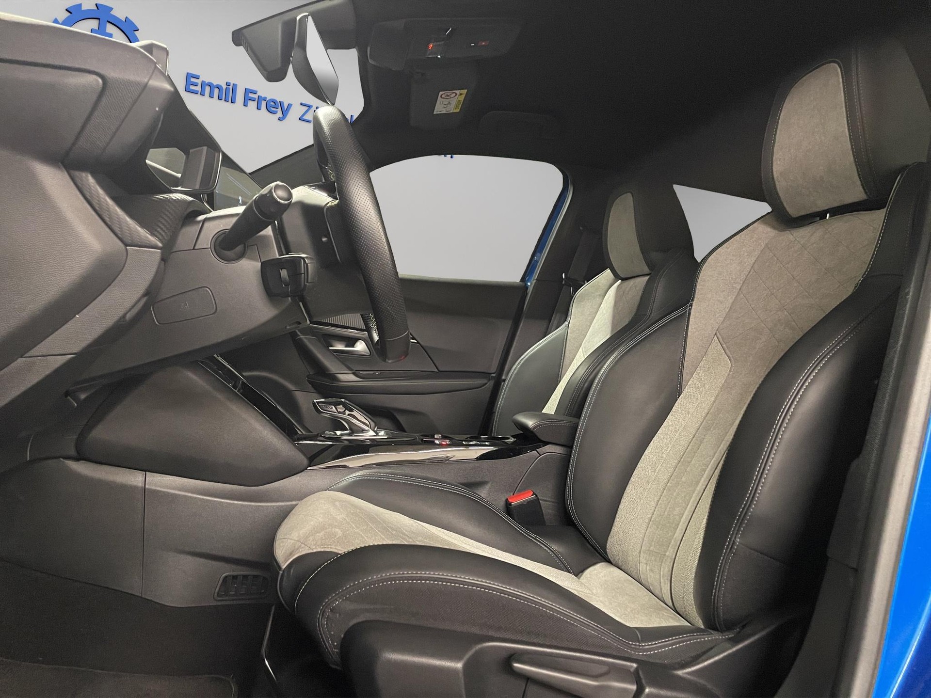 PEUGEOT 2008 e-Business-image-6