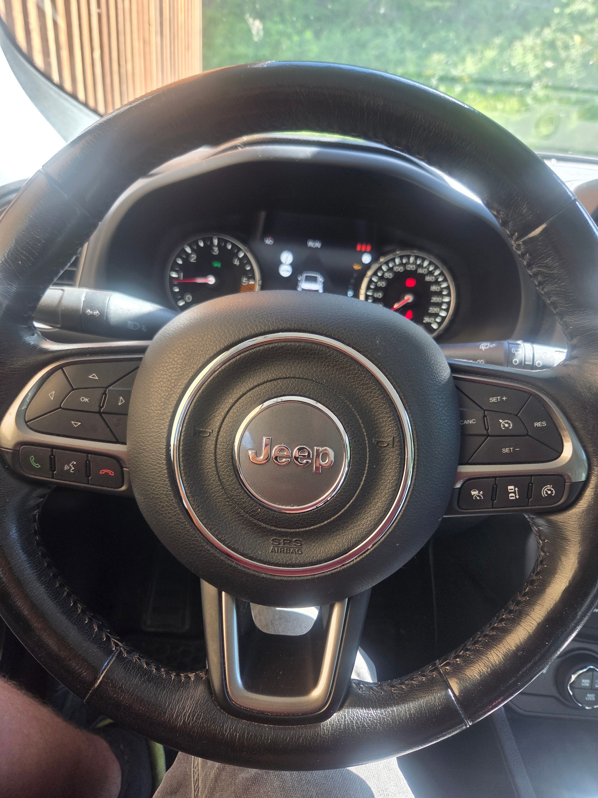 JEEP 2.0 CRD 140 Limited AWD-image-3