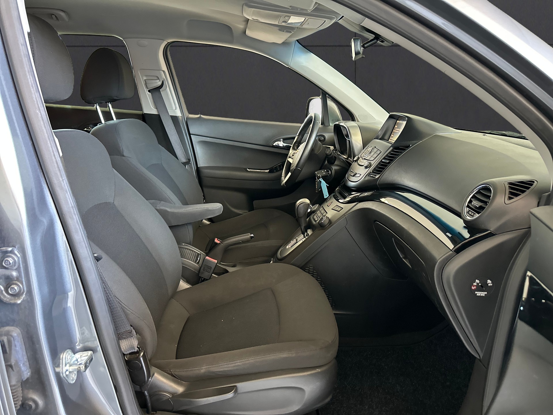 CHEVROLET Orlando 2.0 VCDi LTZ Automatic-image-7