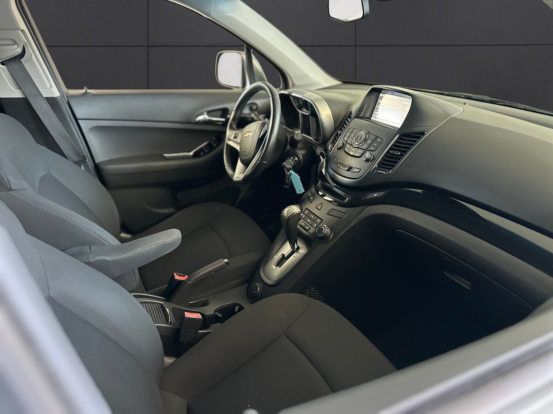 CHEVROLET Orlando 2.0 VCDi LTZ Automatic-image-6
