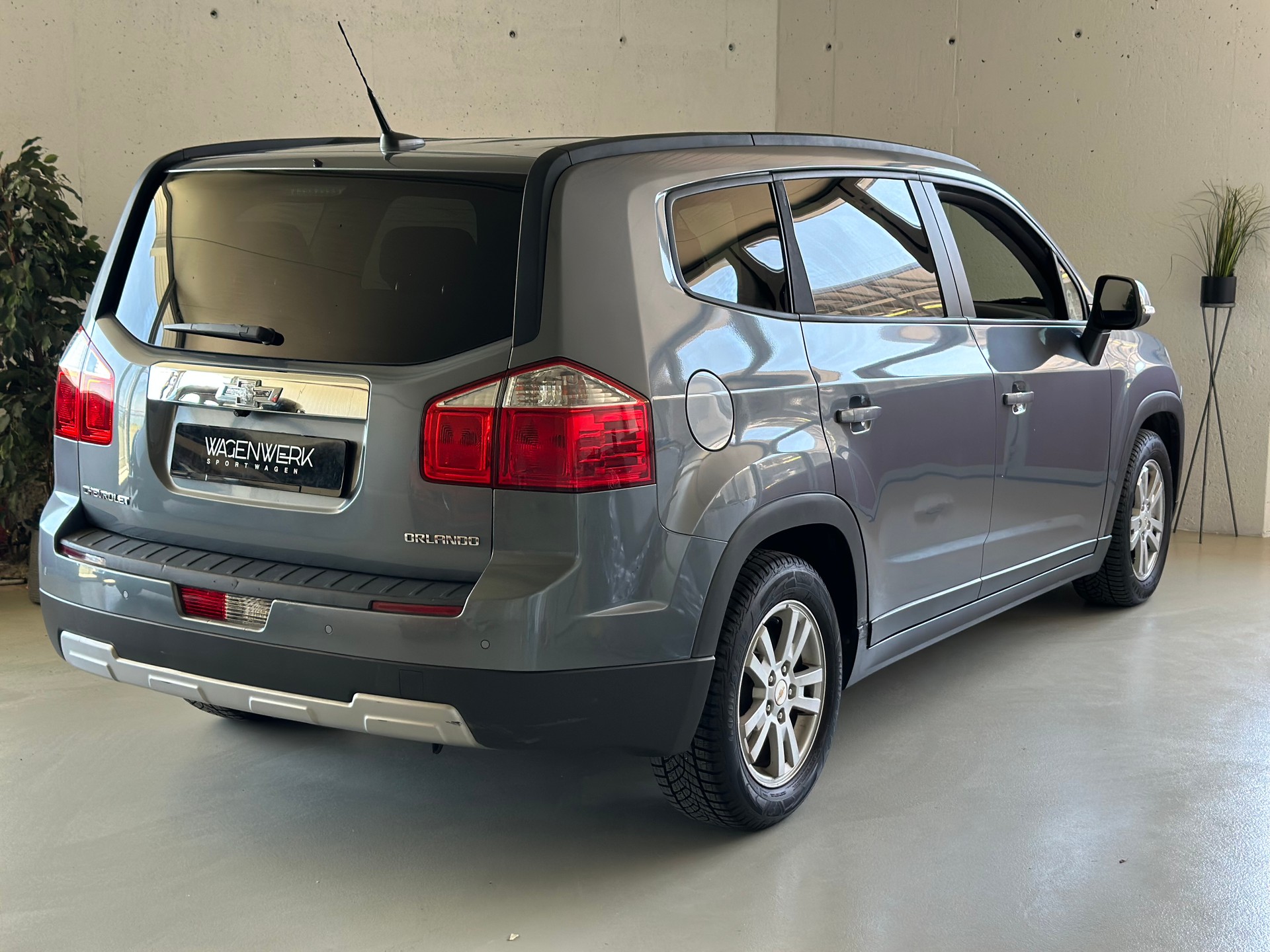 CHEVROLET Orlando 2.0 VCDi LTZ Automatic-image-3