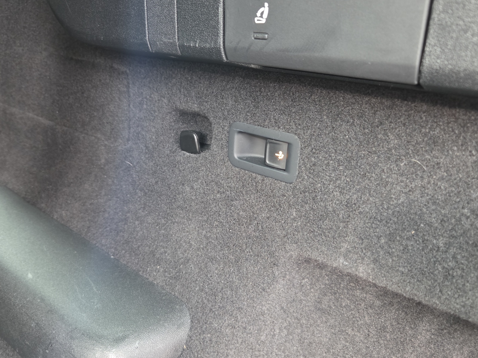 VW Tayron 2.0 TSI R-Line DSG 4Motion-image-13