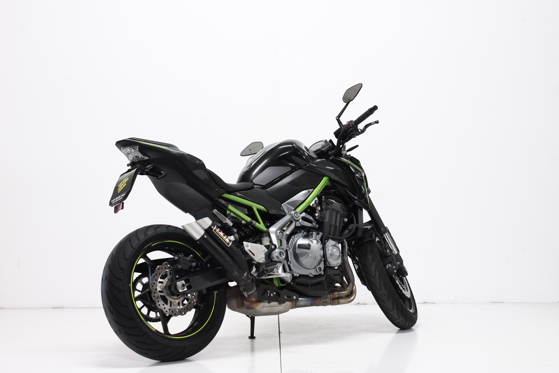 KAWASAKI Z 900-showroom-element-2