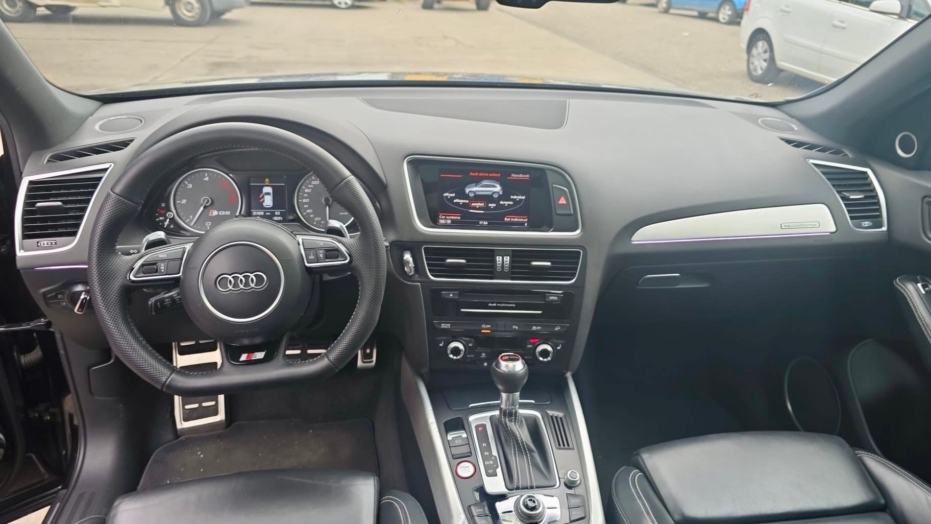 AUDI SQ5 3.0 TDI quattro tiptronic-image-8