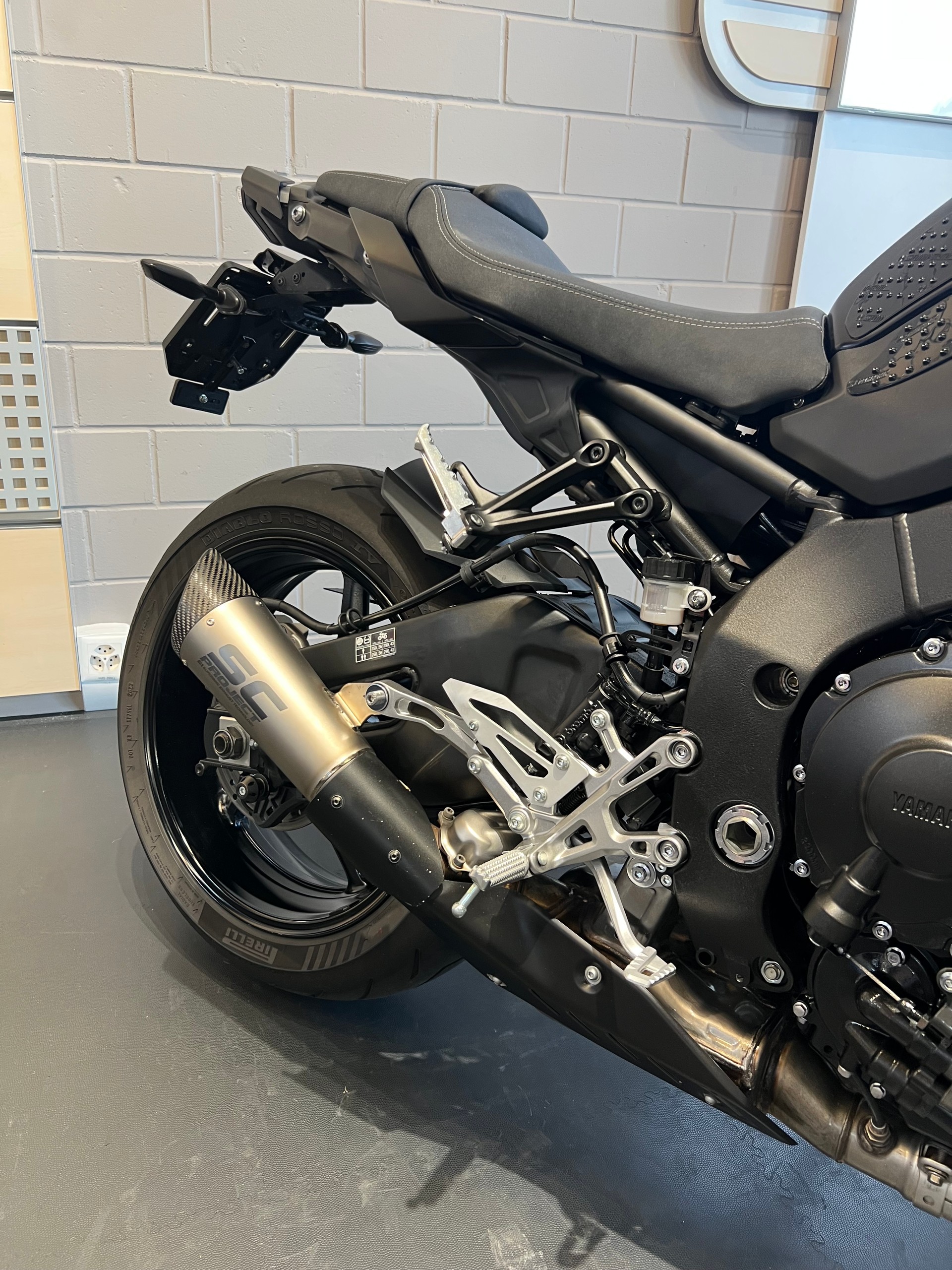 YAMAHA MT-10 ABS-image-3
