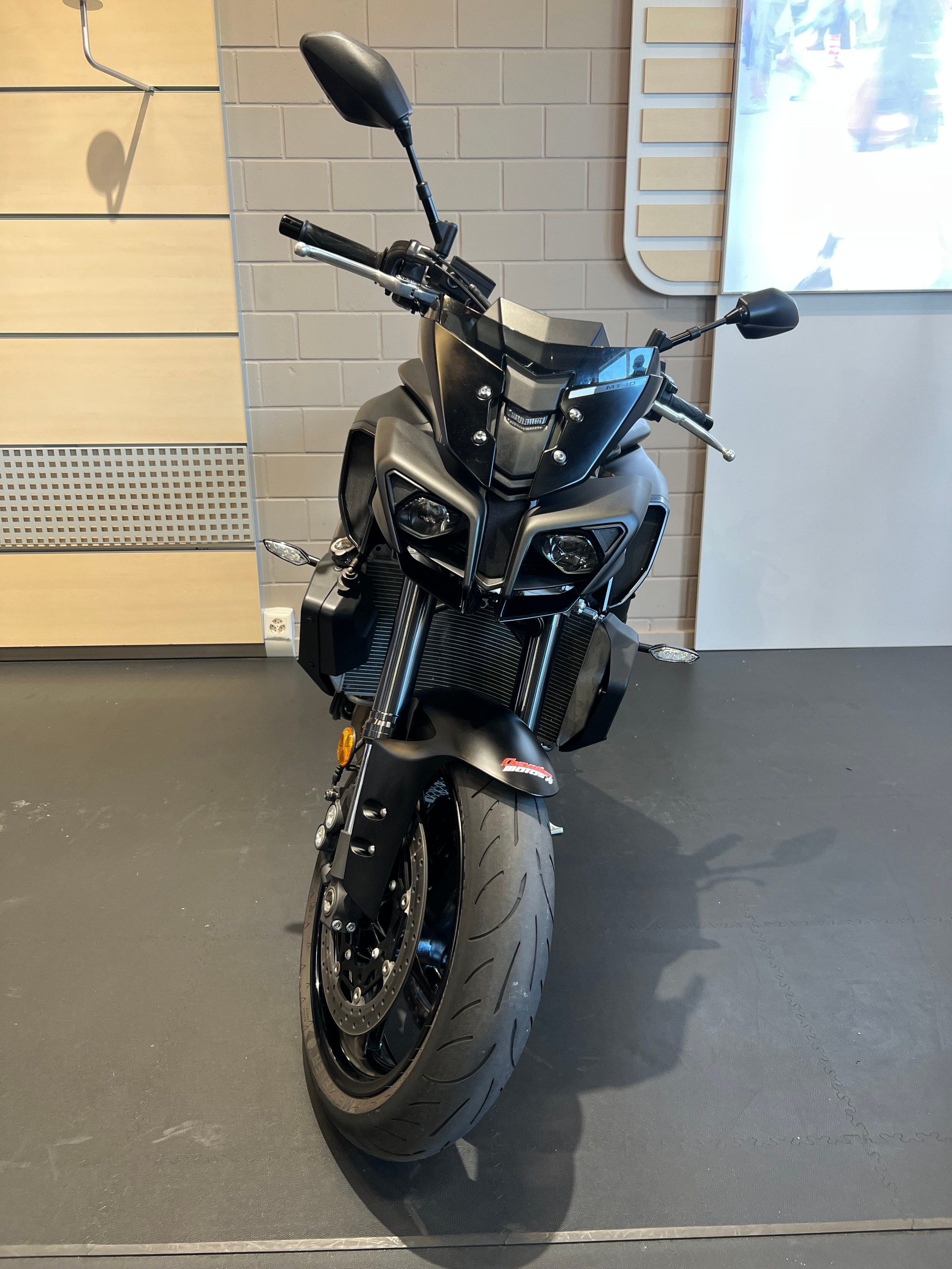 YAMAHA MT-10 ABS-image-1