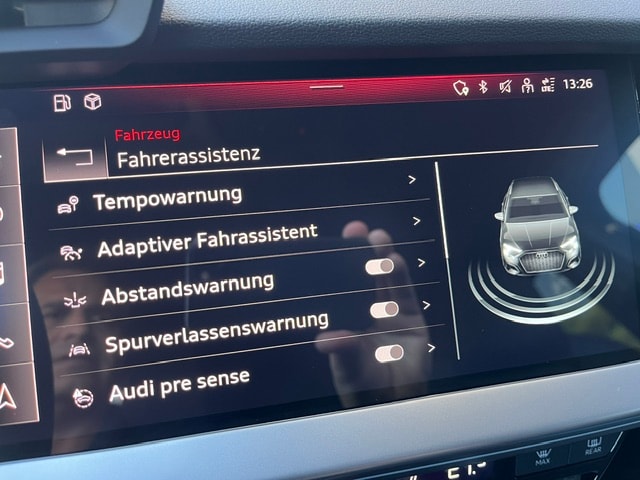 AUDI S3 Sportback 2.0 TFSI quattro S-tronic-image-13
