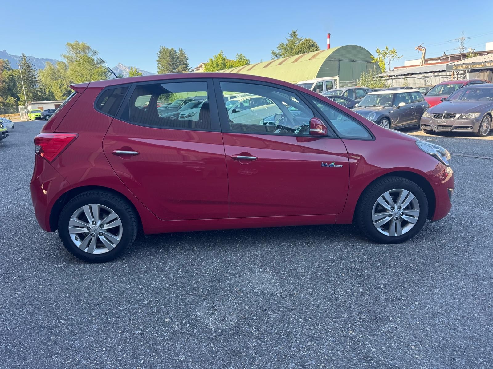 HYUNDAI iX20 1.6 CRDi Vertex-image-2