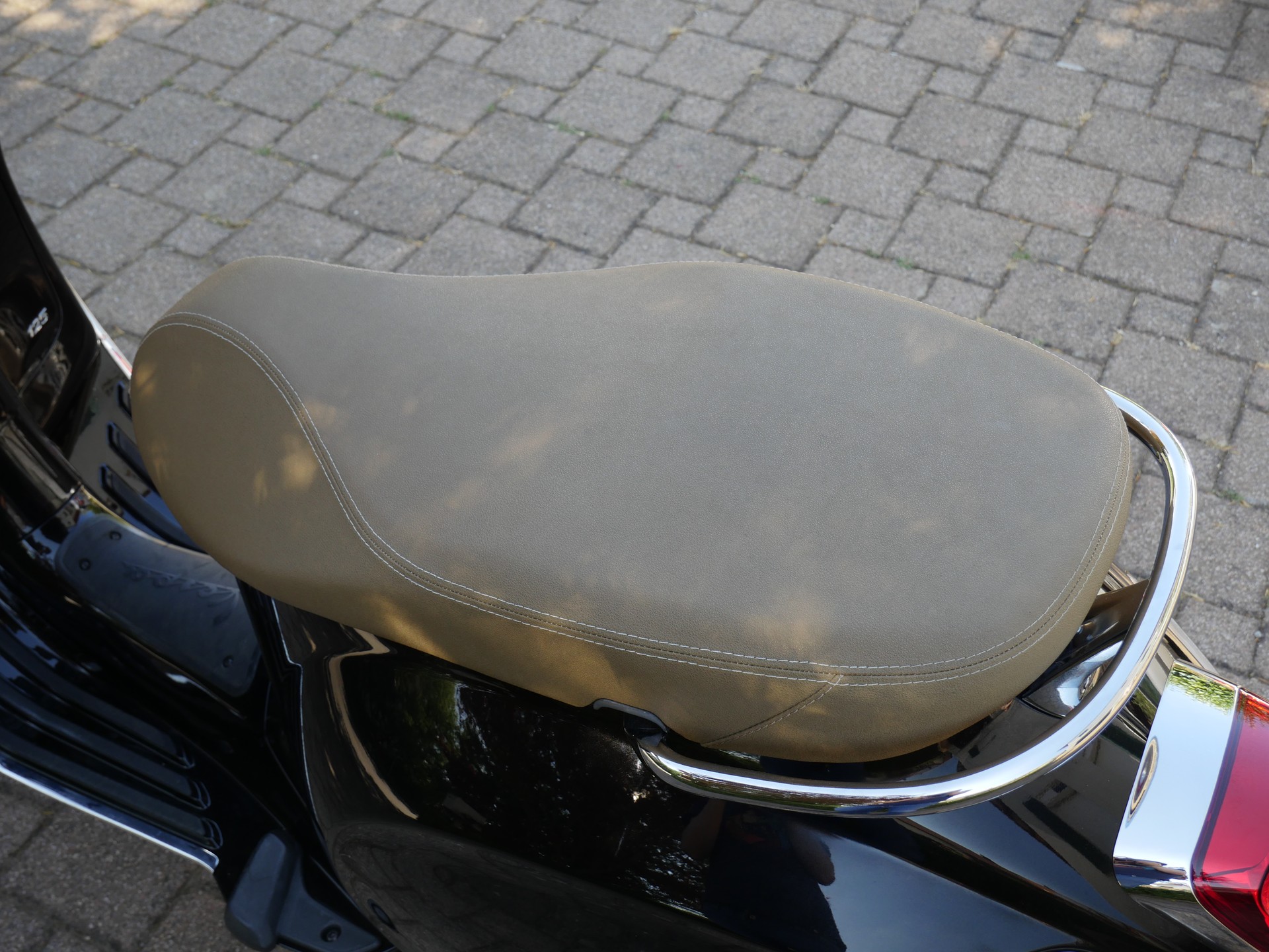 PIAGGIO Vespa 125 Primavera-image-3