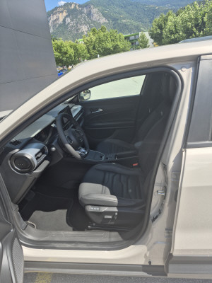 JEEP Avenger 1.2 Turbo Summit-image-6