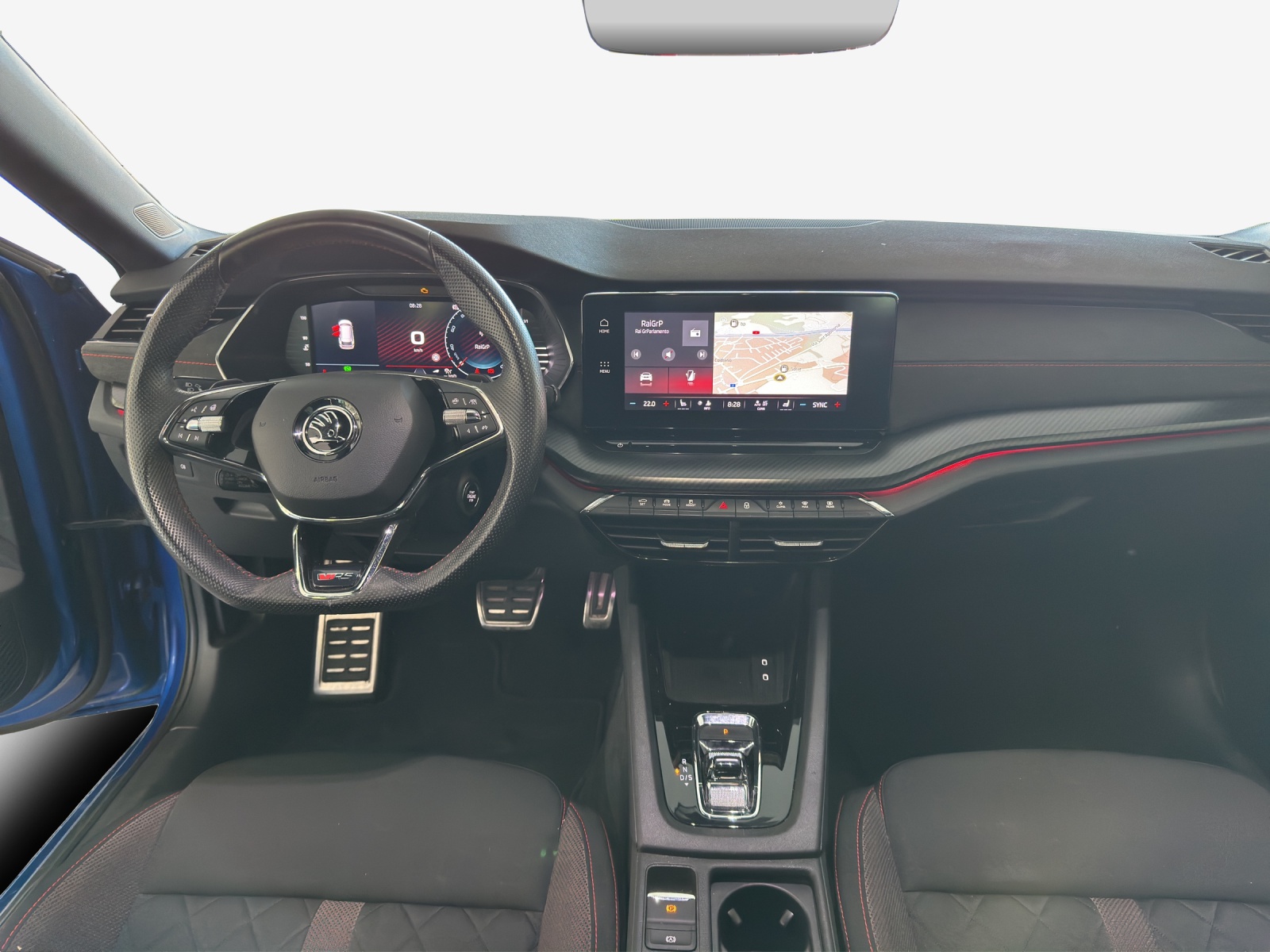 SKODA Octavia Combi 2.0 TSI DSG RS-image-8