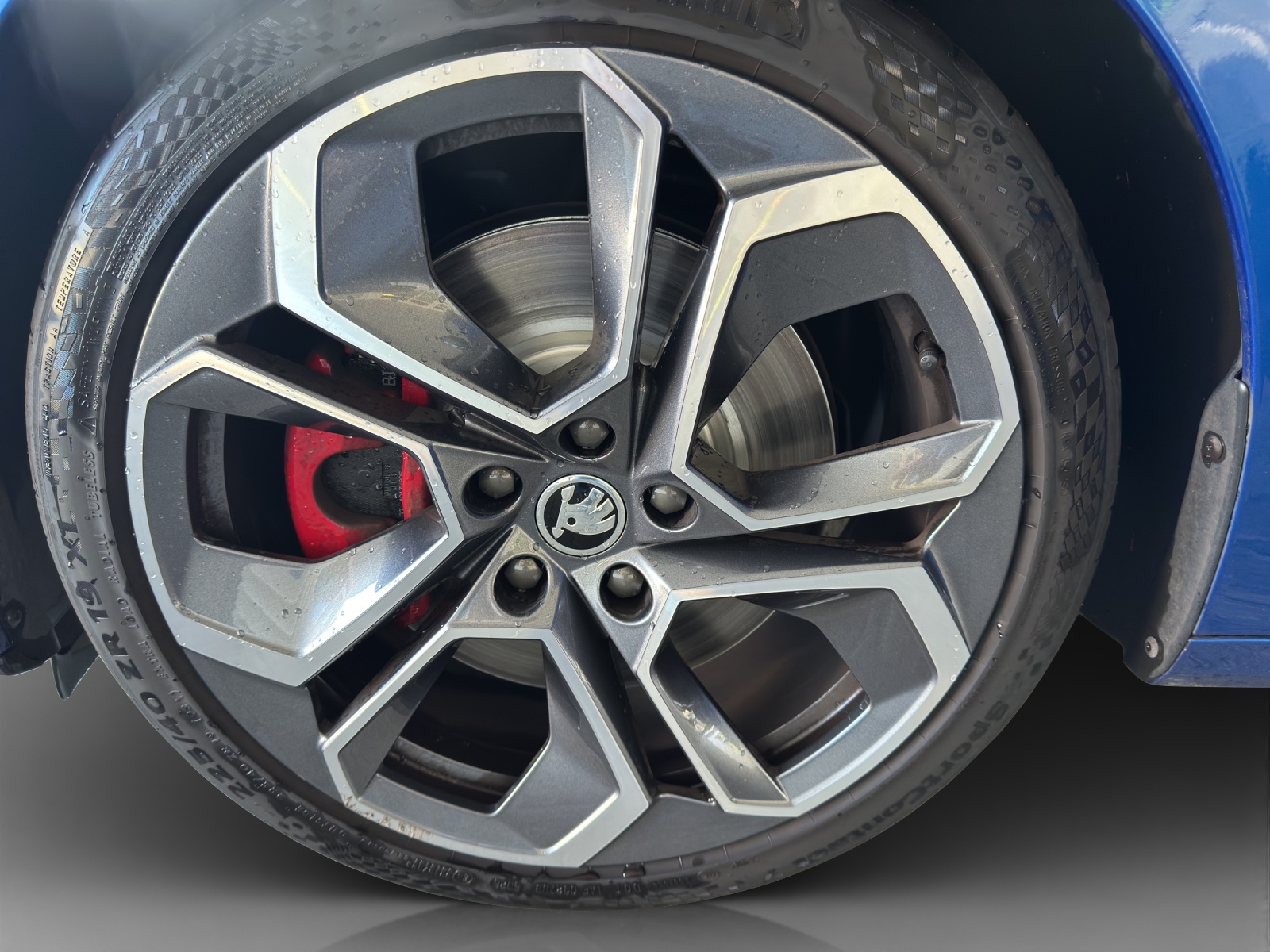 SKODA Octavia Combi 2.0 TSI DSG RS-image-14