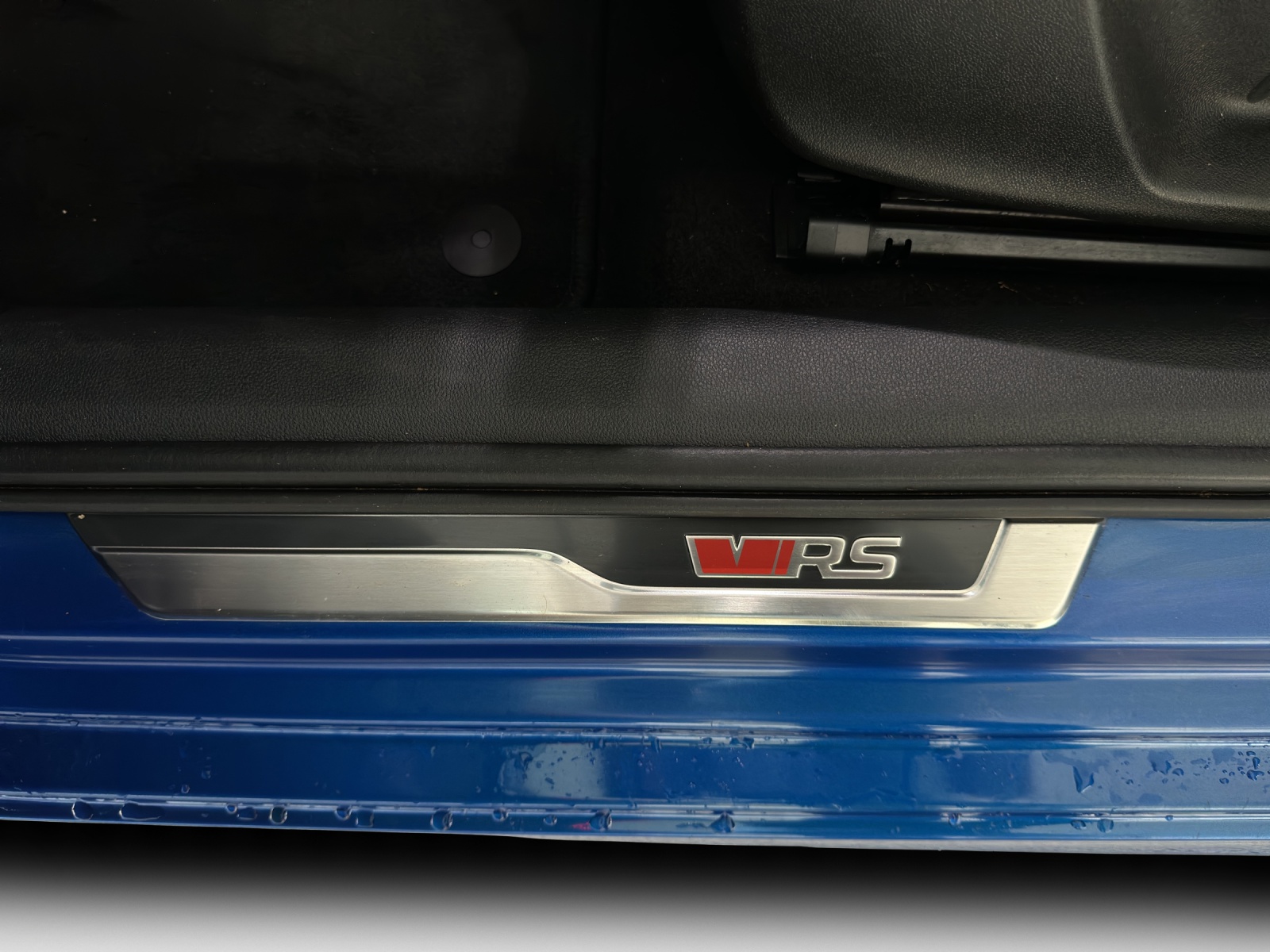 SKODA Octavia Combi 2.0 TSI DSG RS-image-15