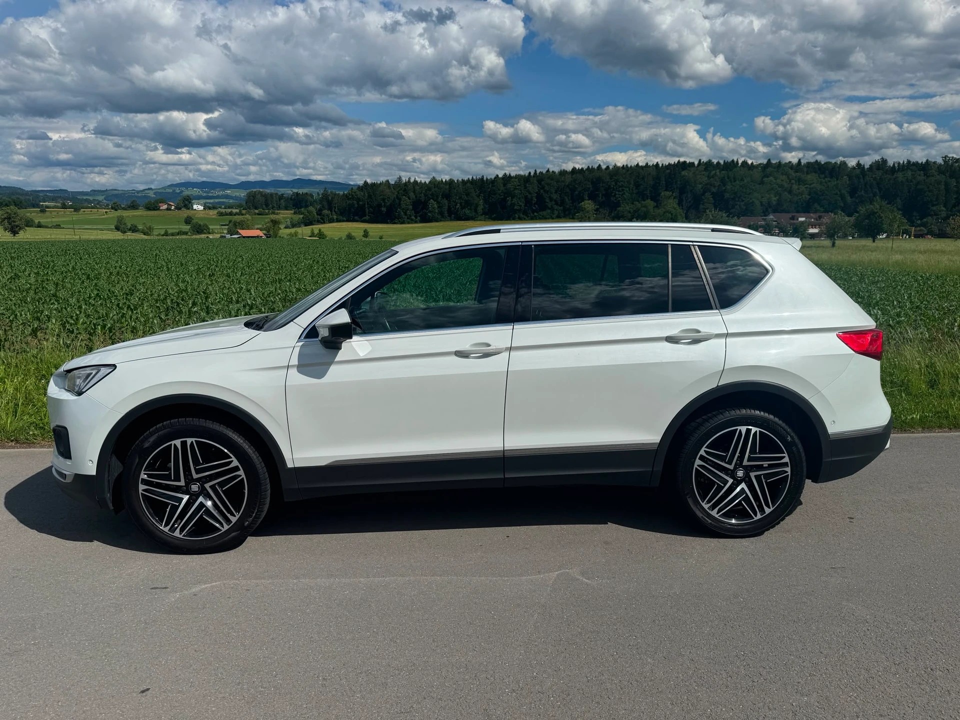 SEAT Tarraco 1.5TSI EVO Xcellence 7 Sitzer-image-2
