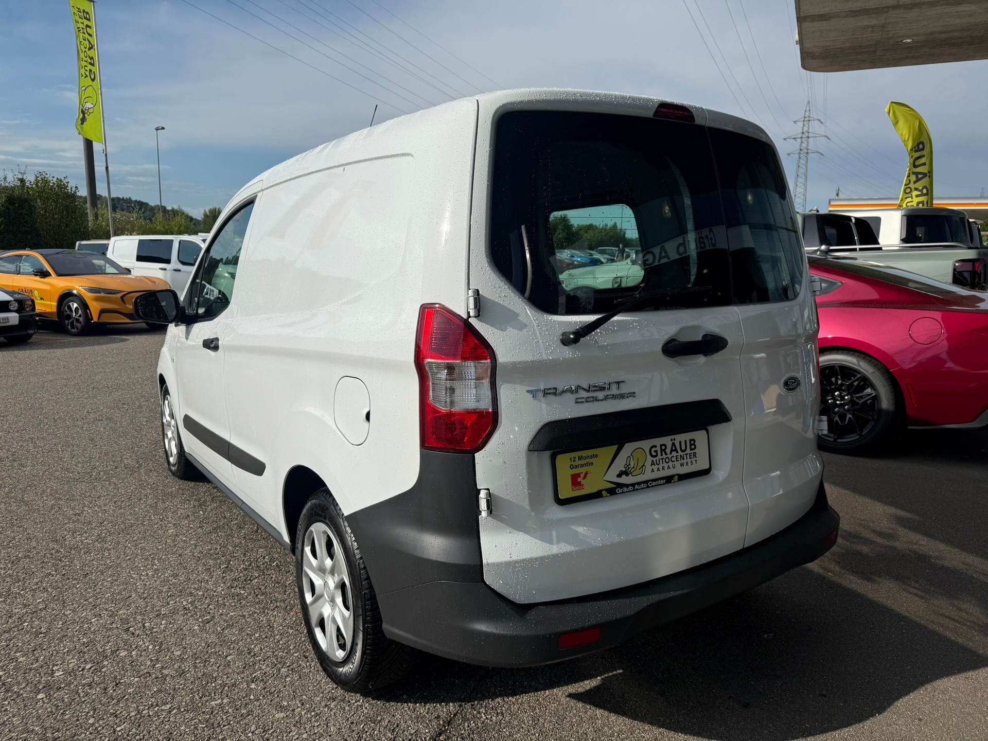 FORD Transit Courier Van 1.0 EcoBoost Trend-image-4