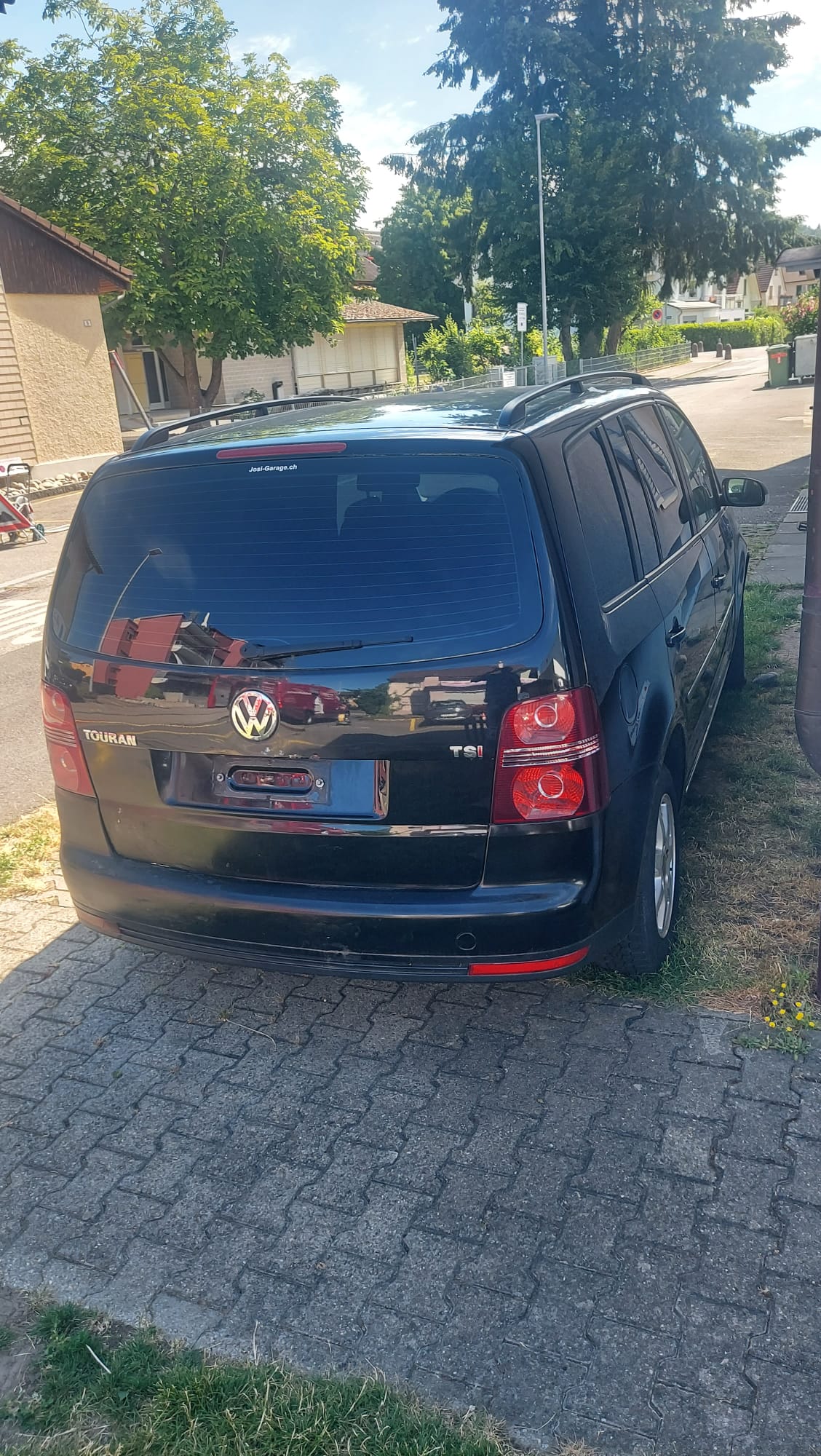 VW Touran 1.4 TSI Trendline-image-1