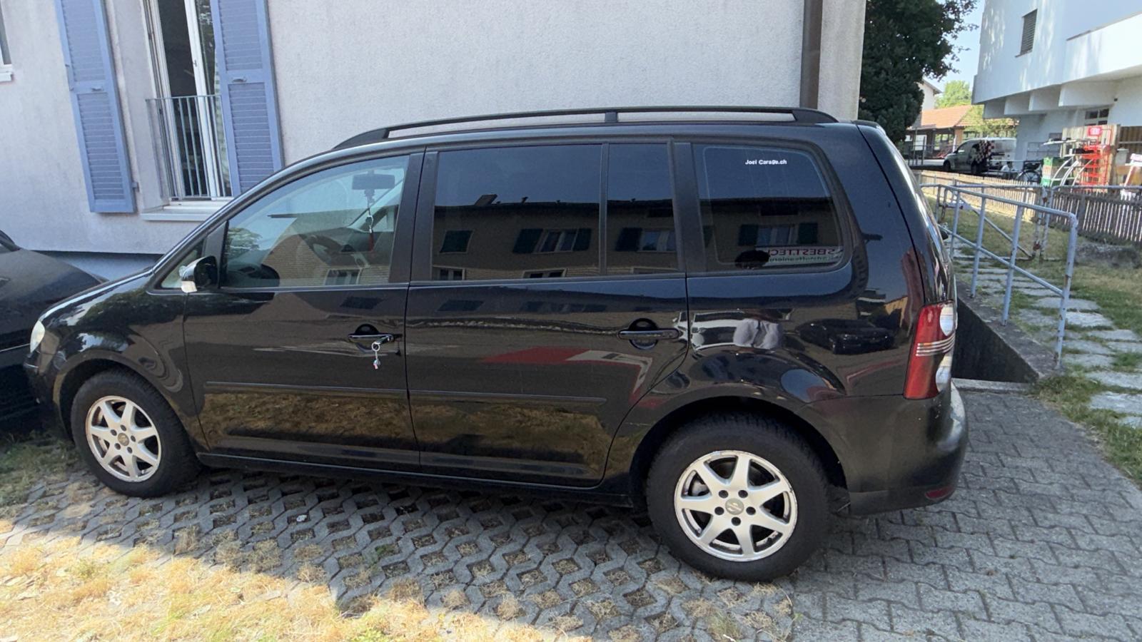 VW Touran 1.4 TSI Trendline-image-11
