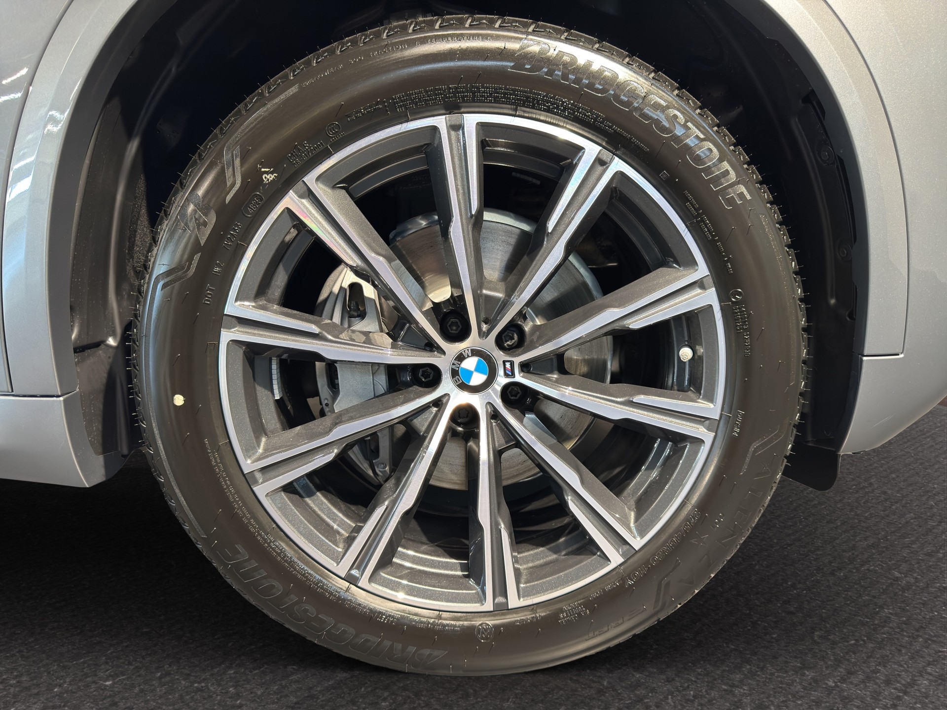 BMW X5 30d xDrive SAG-image-14