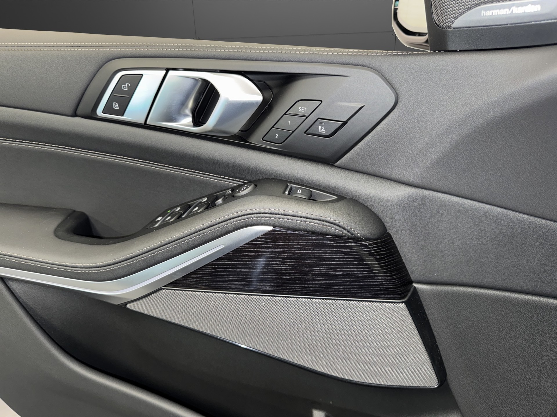 BMW X5 30d xDrive SAG-image-11
