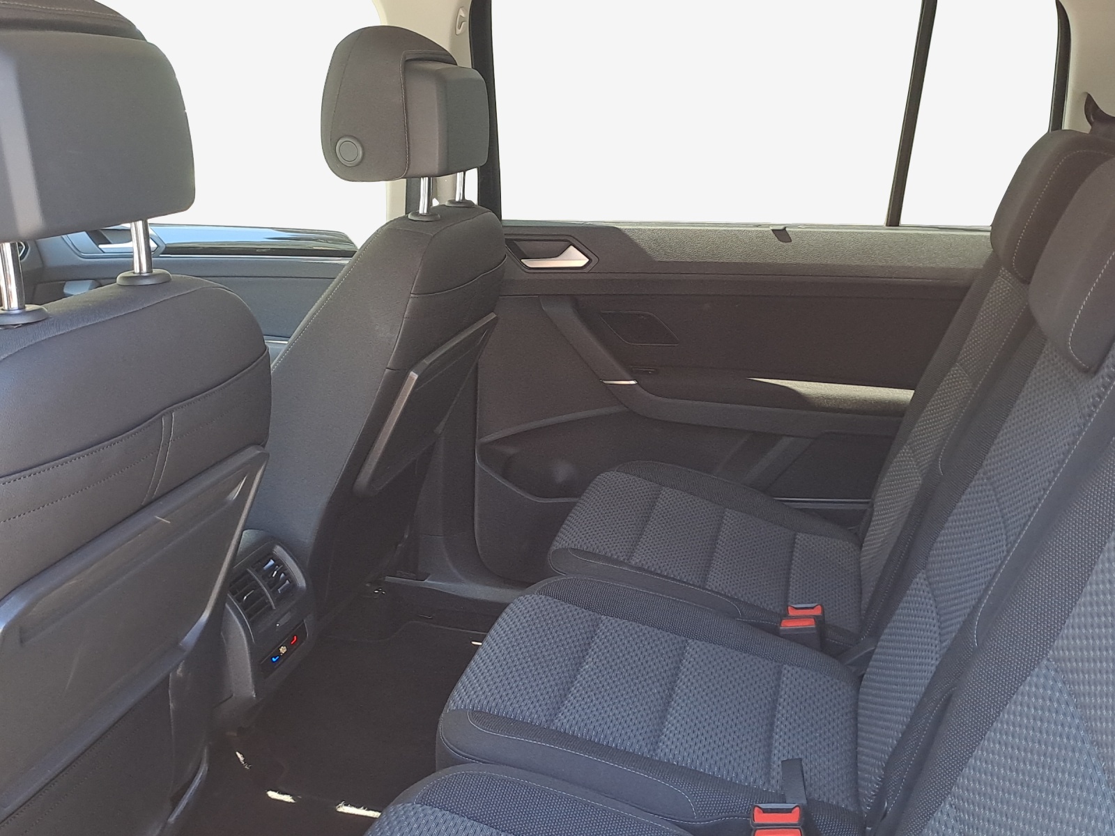 VW Touran 1.5 TSI EVO Comfortline DSG-image-11