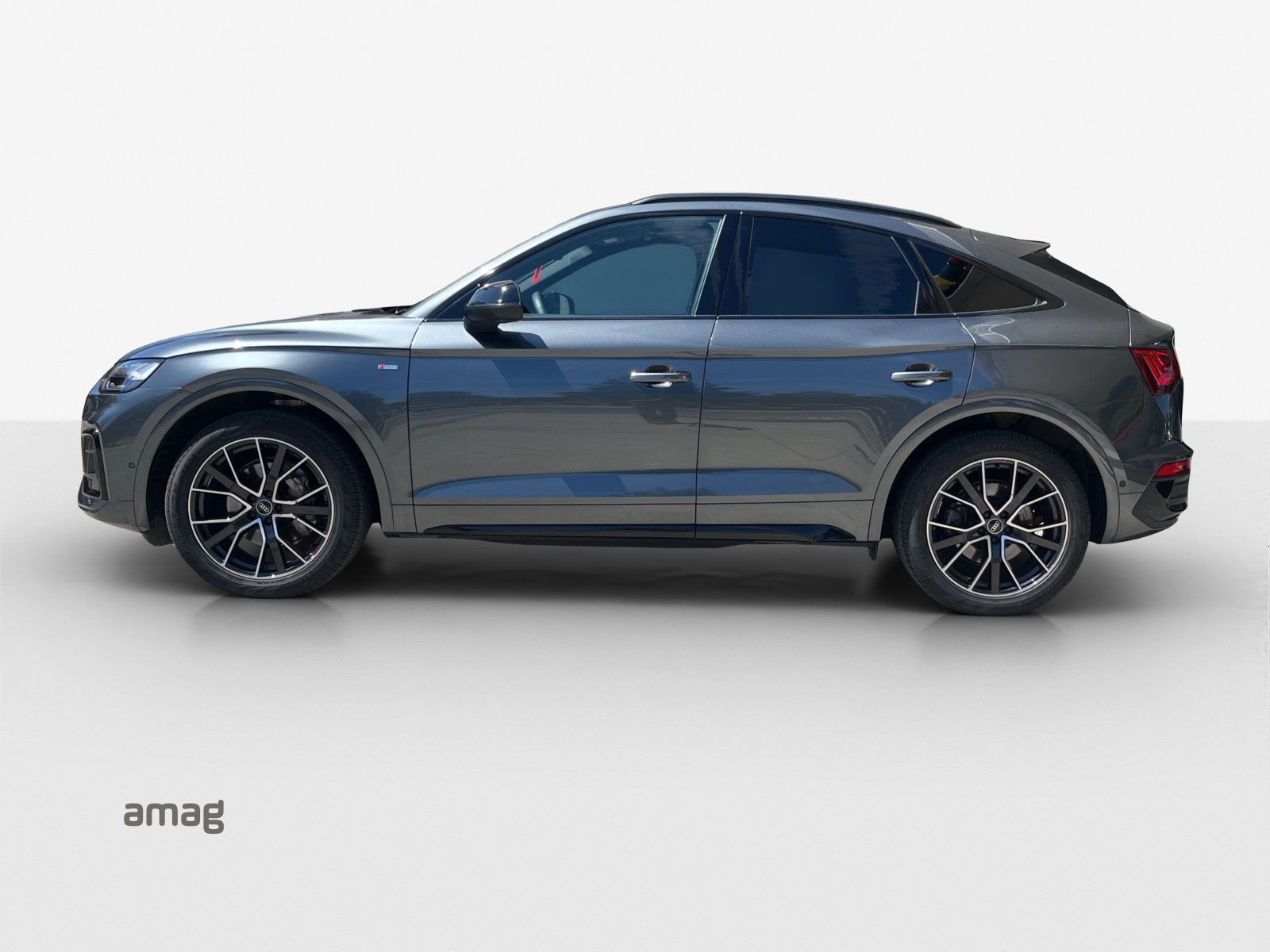 AUDI Q5 Sportback 40 TDI Blackedition quattro S-tronic-image-1
