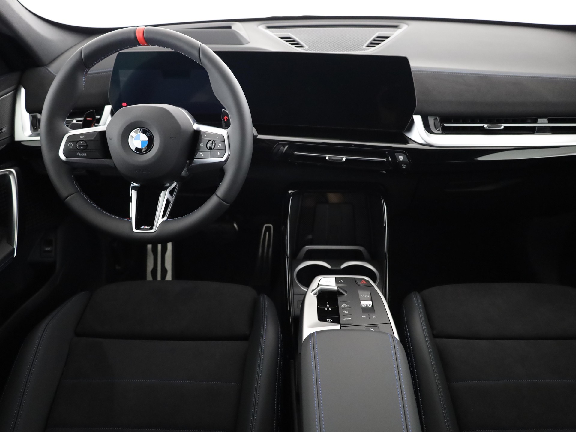 BMW X1 M35i-image-4
