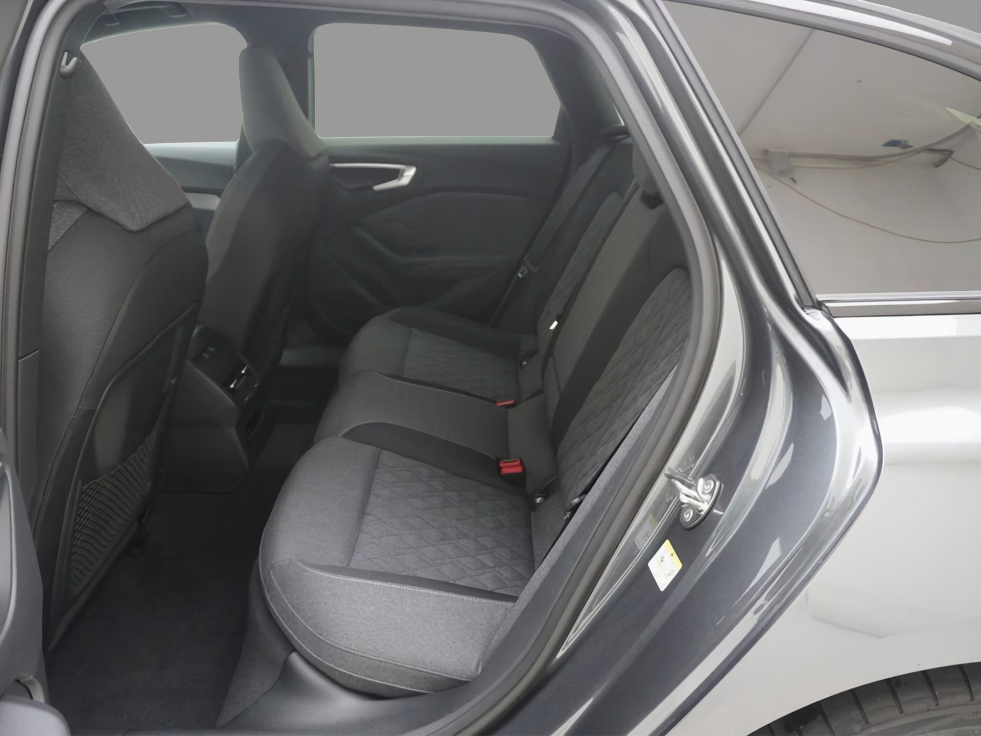 AUDI A5 Avant 2.0 TFSI quattro S-Tronic-image-11