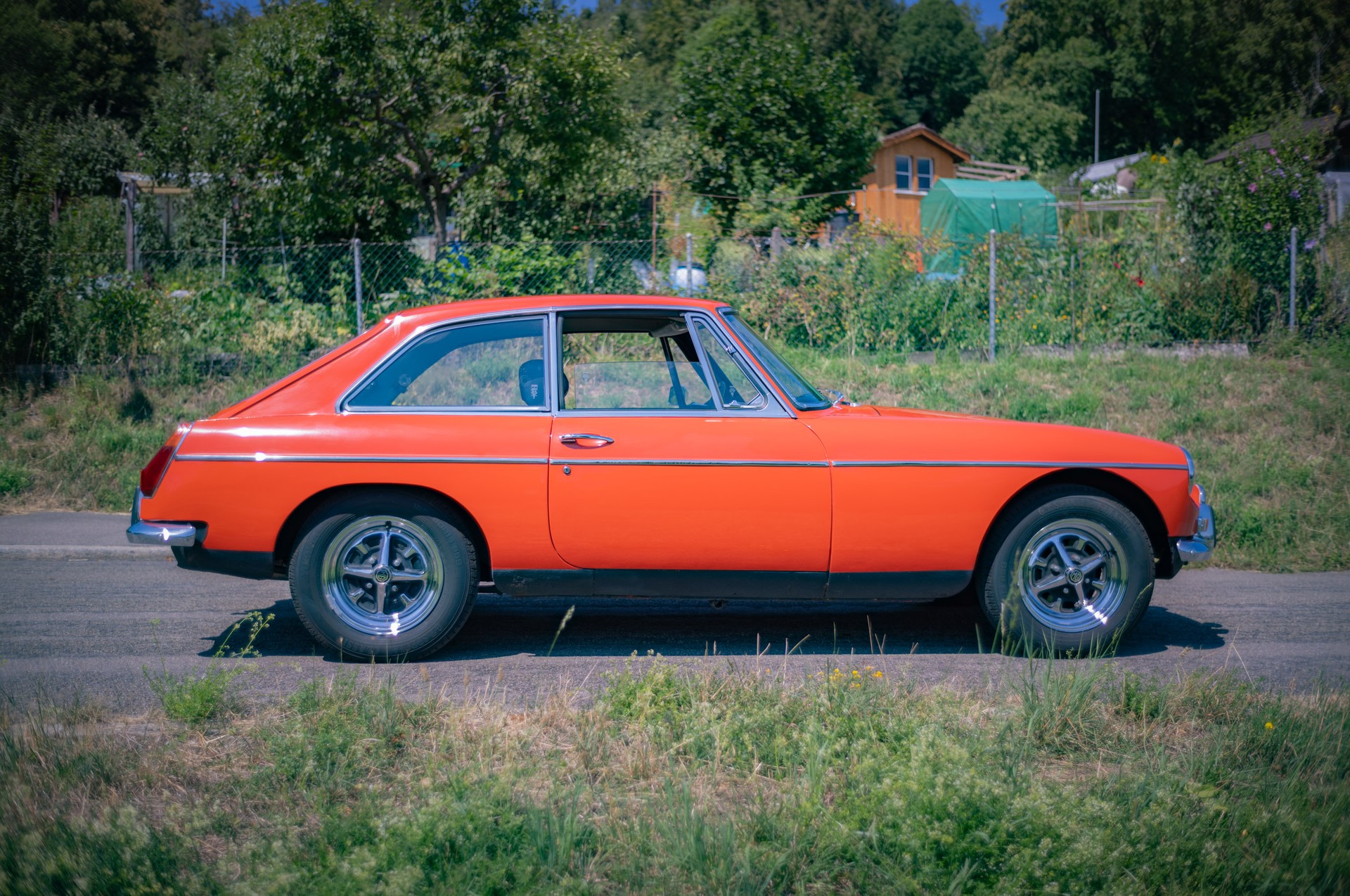 MG MG MGB GT 1973-image-8