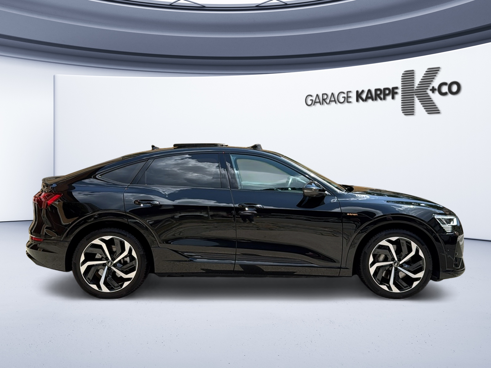 AUDI e-tron 55 Sportback S Line Black Edition quattro-image-5