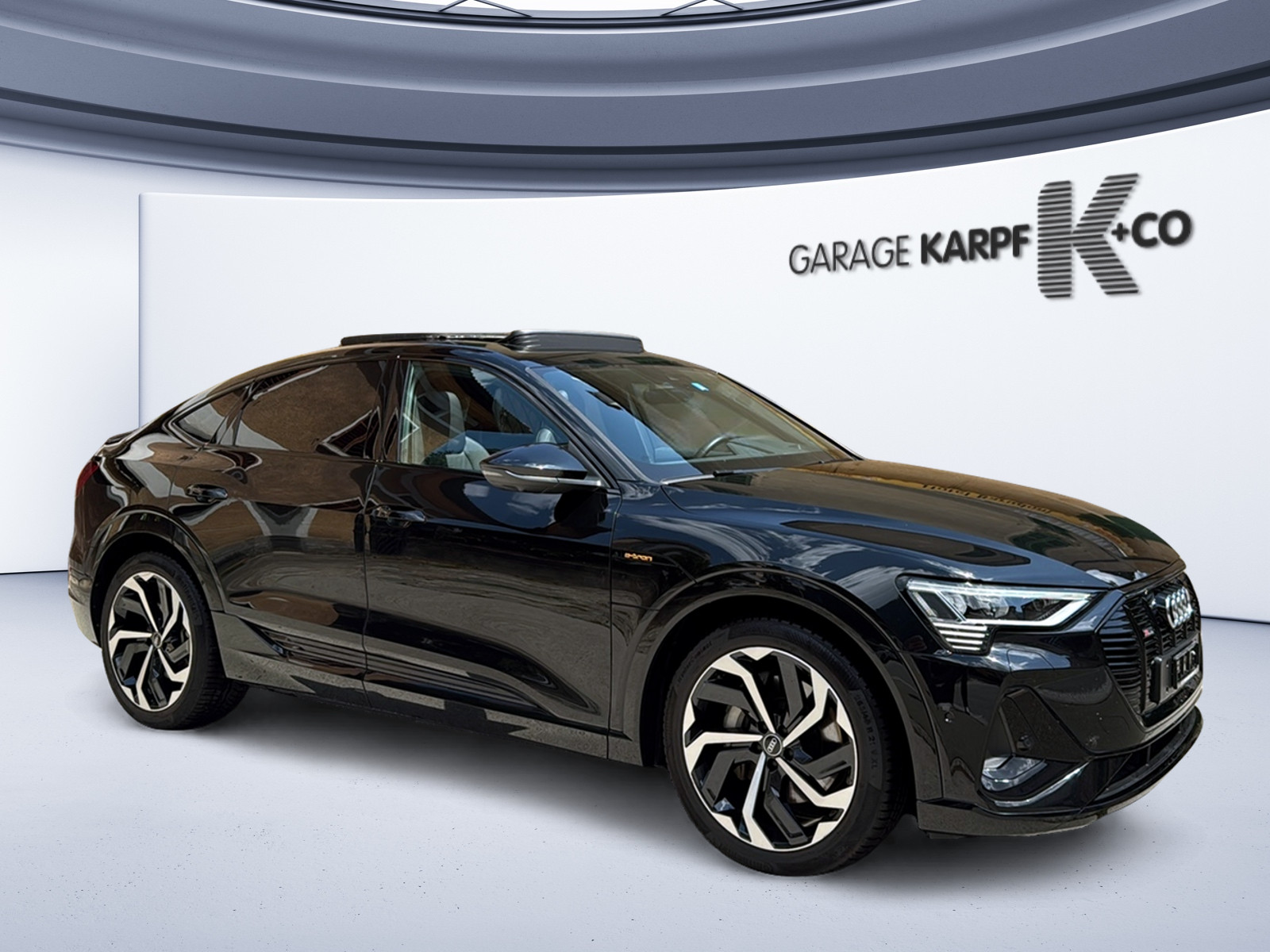 AUDI e-tron 55 Sportback S Line Black Edition quattro-image-6