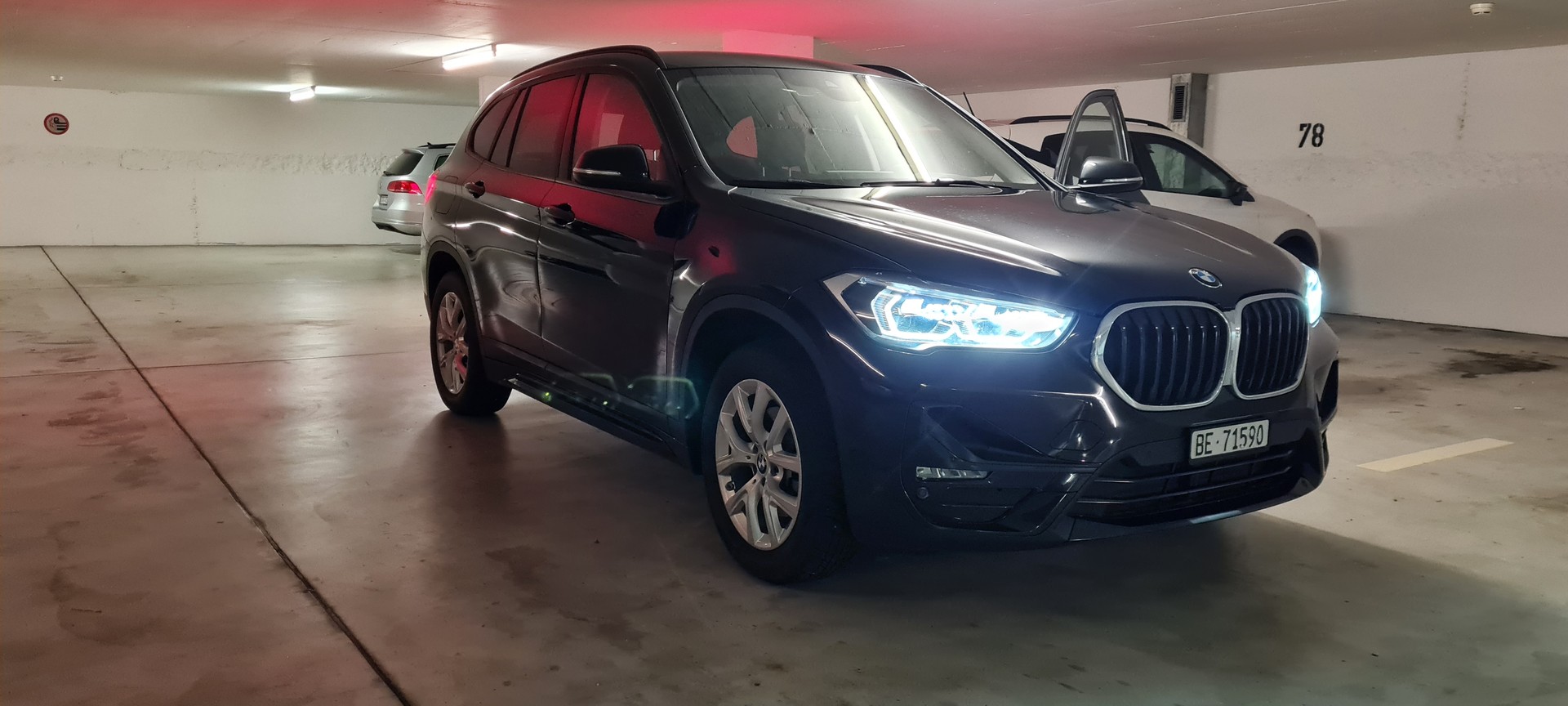 BMW 18d xDrive sport line-image-2