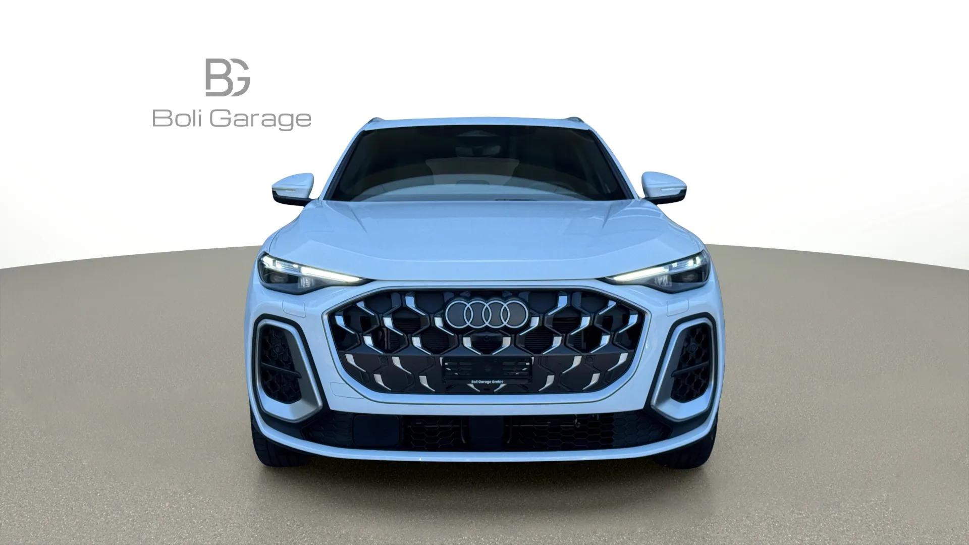AUDI SQ5 TFSI quattro S-tronic-image-7