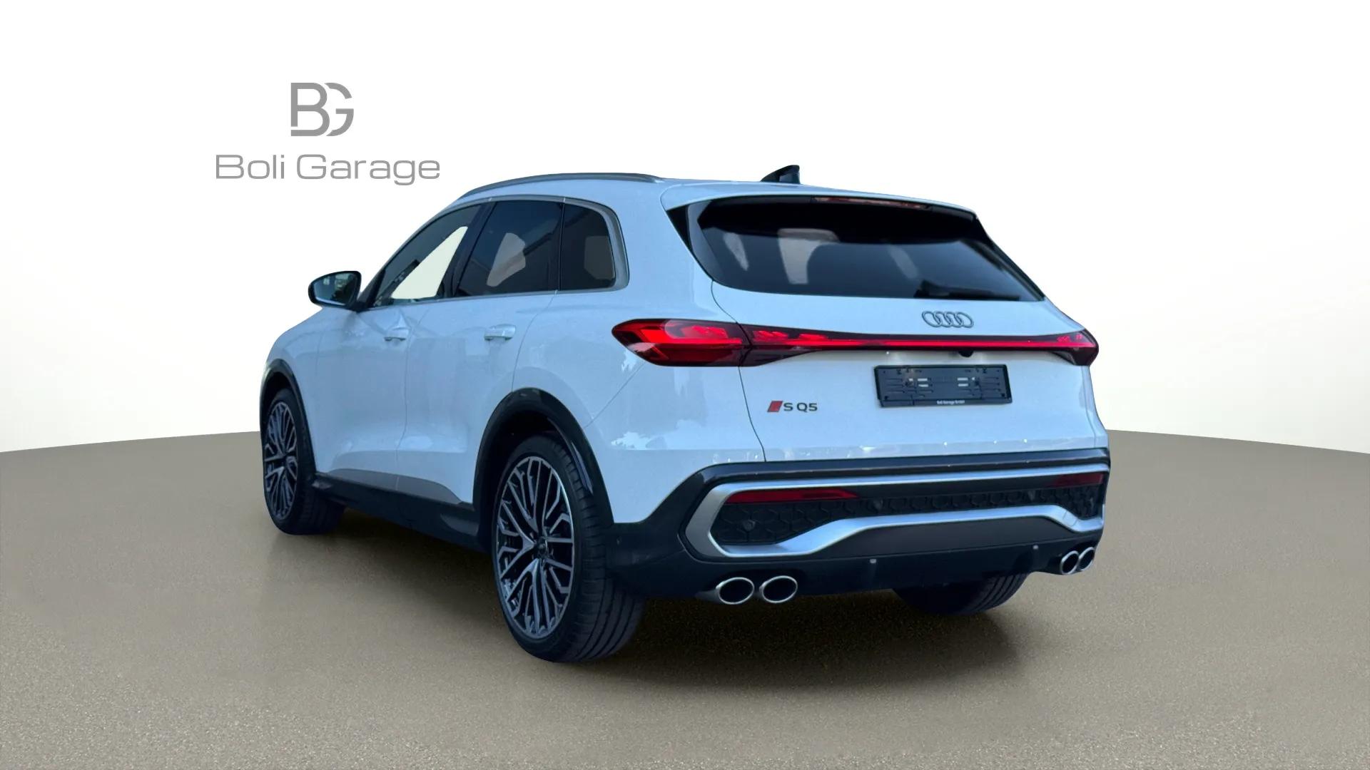 AUDI SQ5 TFSI quattro S-tronic-image-2