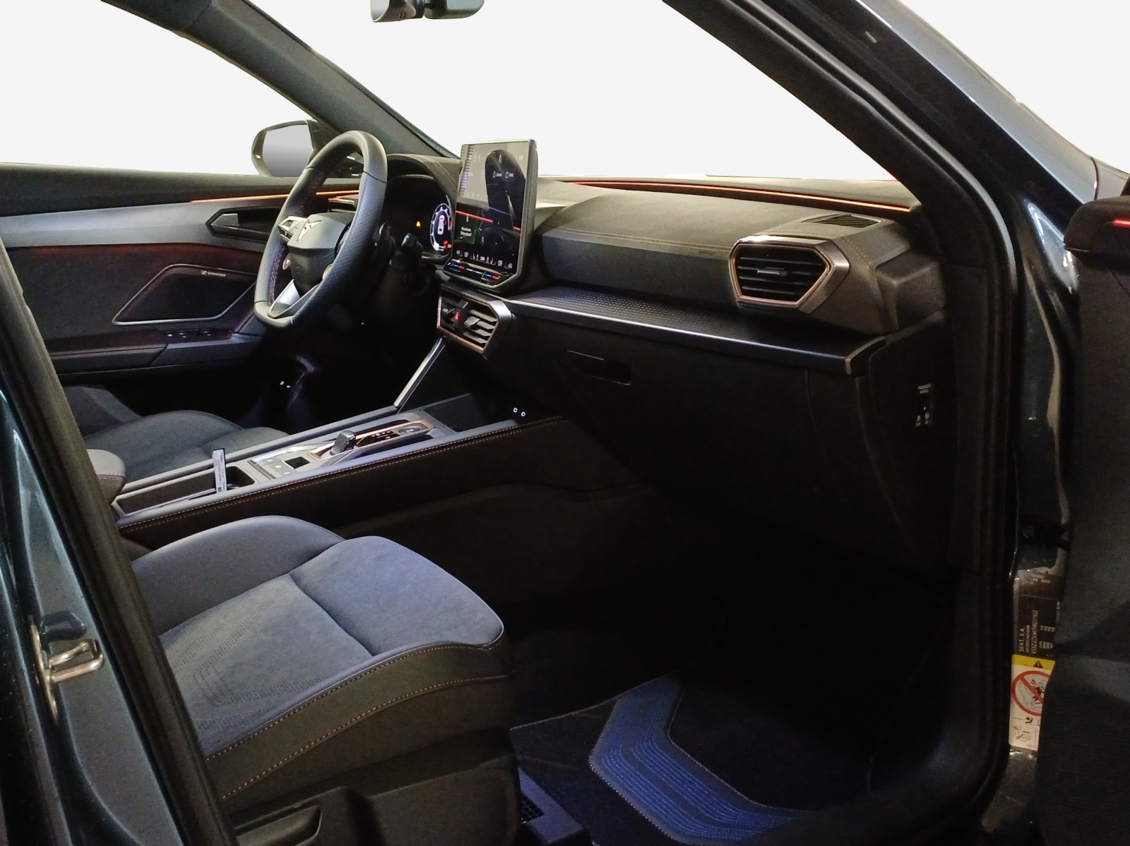 CUPRA Formentor 1.5 e-HYBRID pHEV DSG-image-14