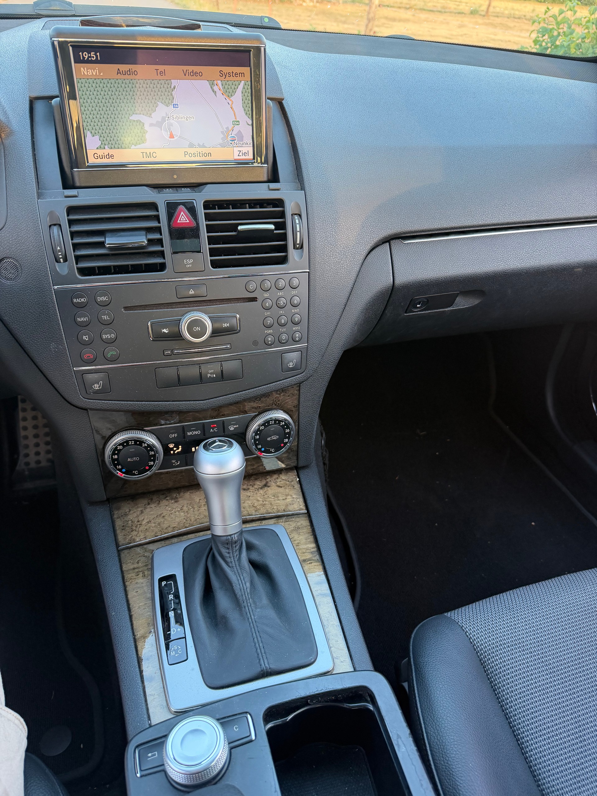 MERCEDES-BENZ C 350 Elégance 7G-Tronic-image-10