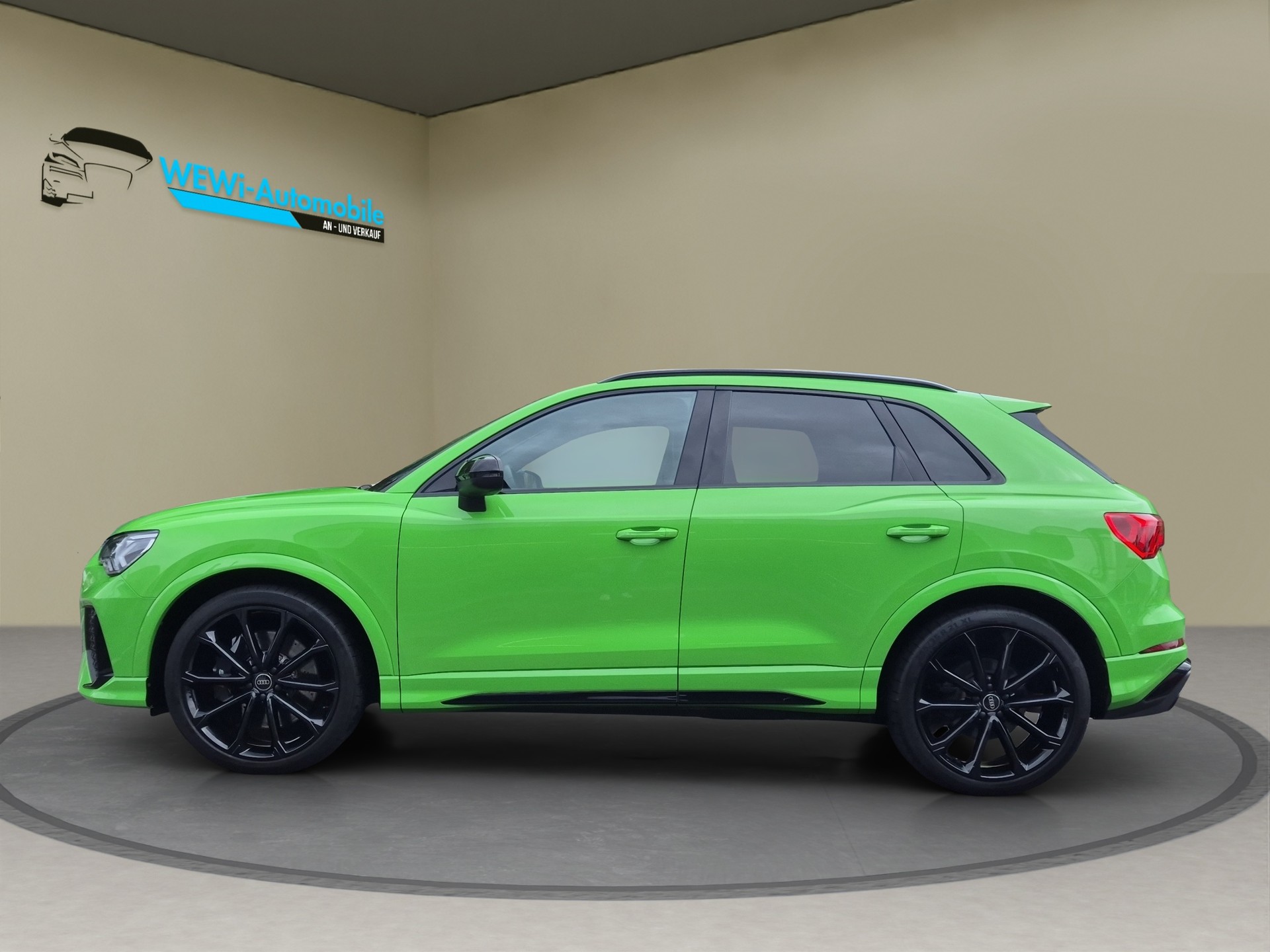 AUDI RS Q3 2.5 TFSI quattro S tronic-image-1