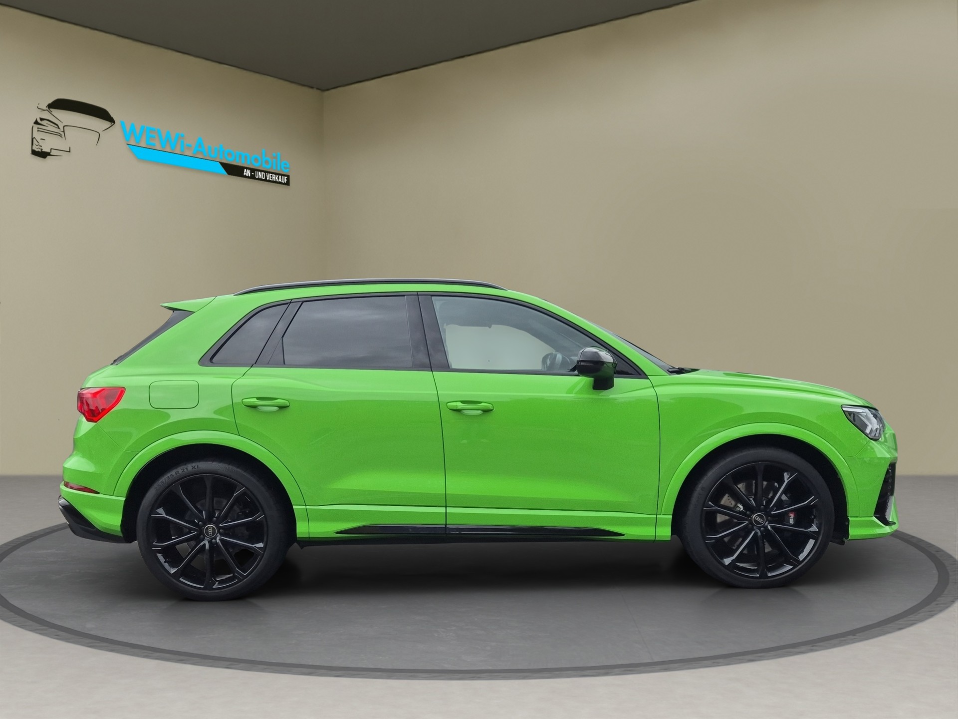AUDI RS Q3 2.5 TFSI quattro S tronic-image-5