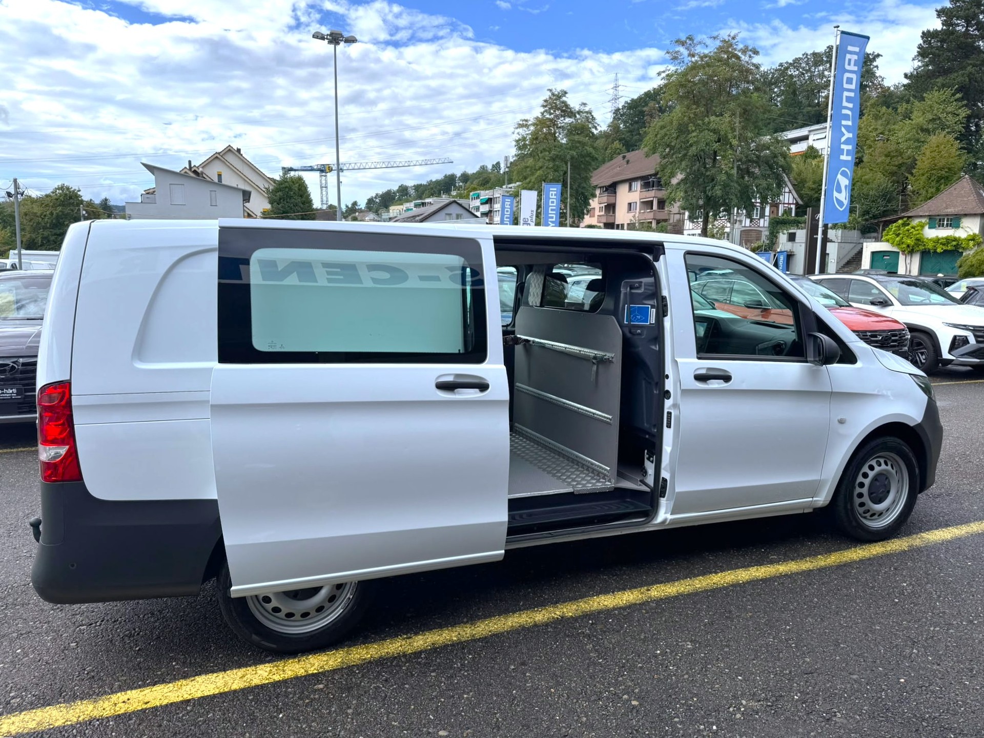 MERCEDES-BENZ Vito 114 CDI Base Extra-Long 9G 4WD-image-6