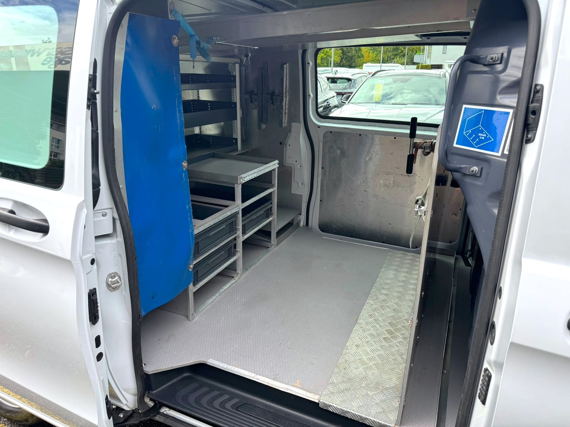 MERCEDES-BENZ Vito 114 CDI Base Extra-Long 9G 4WD-image-7